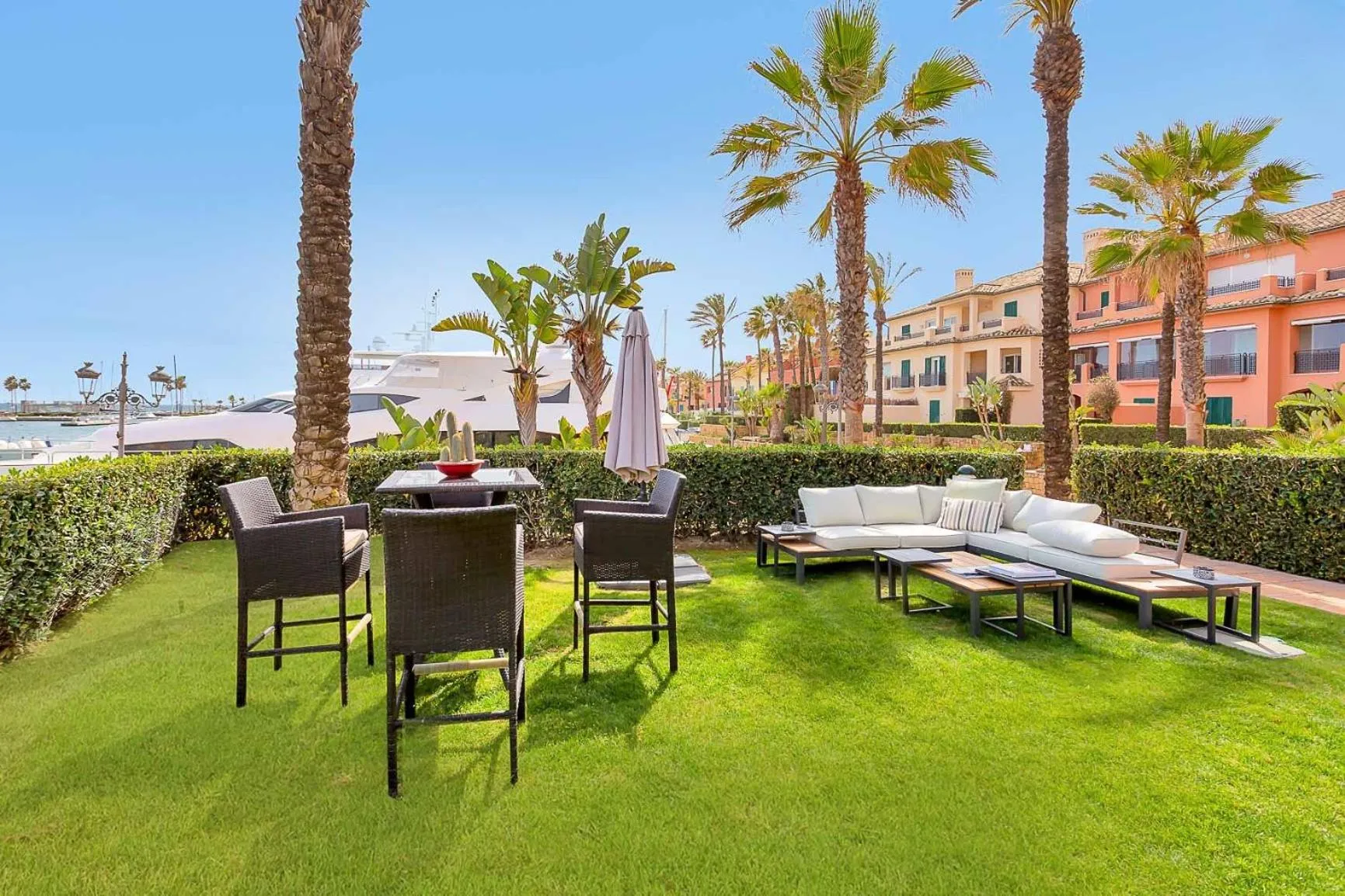 YOLO Spaces - Sotogrande Marina Boutique Apartment
