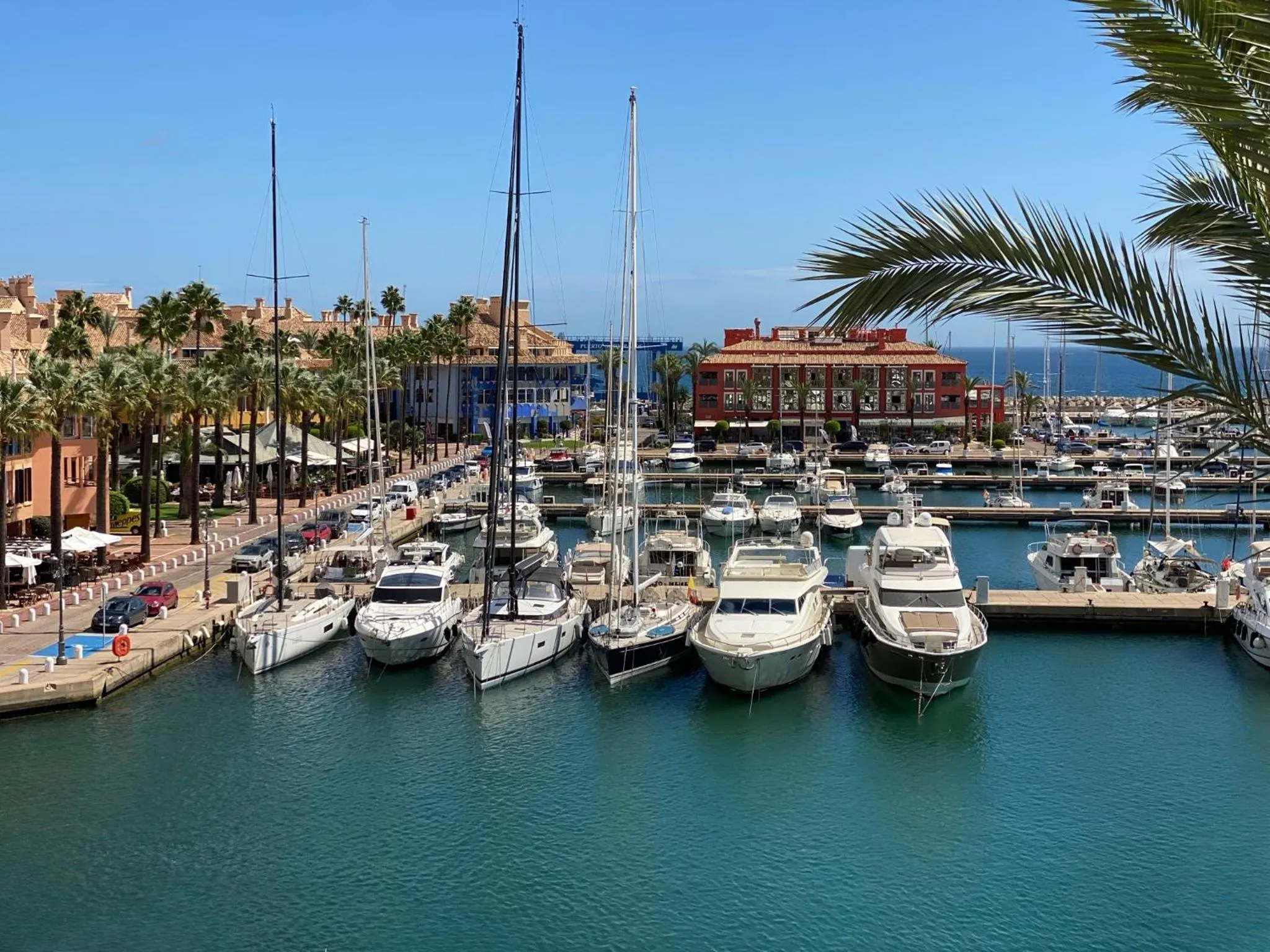 YOLO Spaces - Sotogrande Marina Boutique Apartment