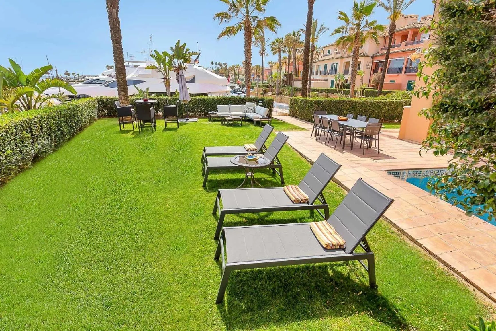 YOLO Spaces - Sotogrande Marina Boutique Apartment