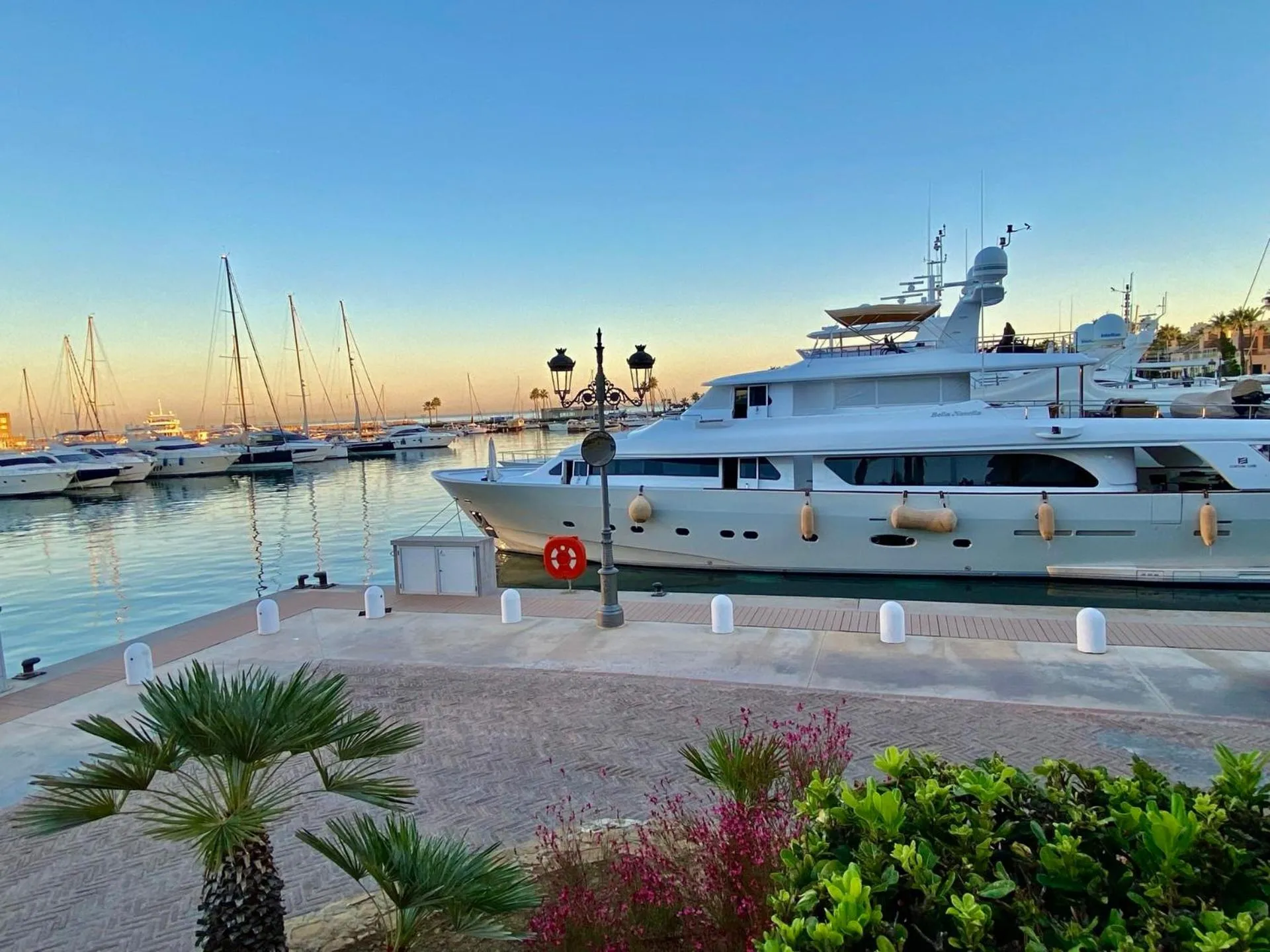 YOLO Spaces - Sotogrande Marina Boutique Apartment