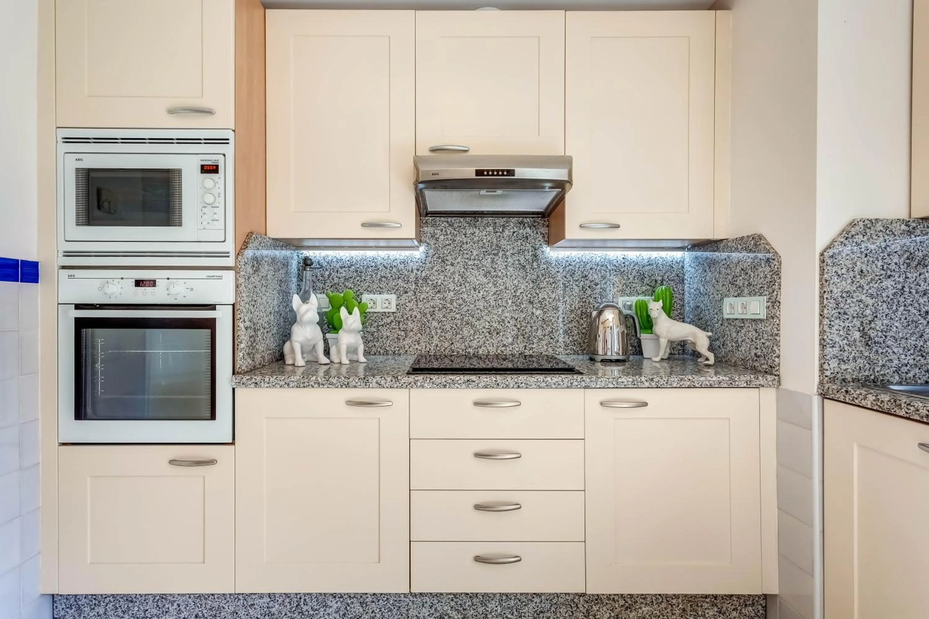 YOLO Spaces - Sotogrande Marina Boutique Apartment