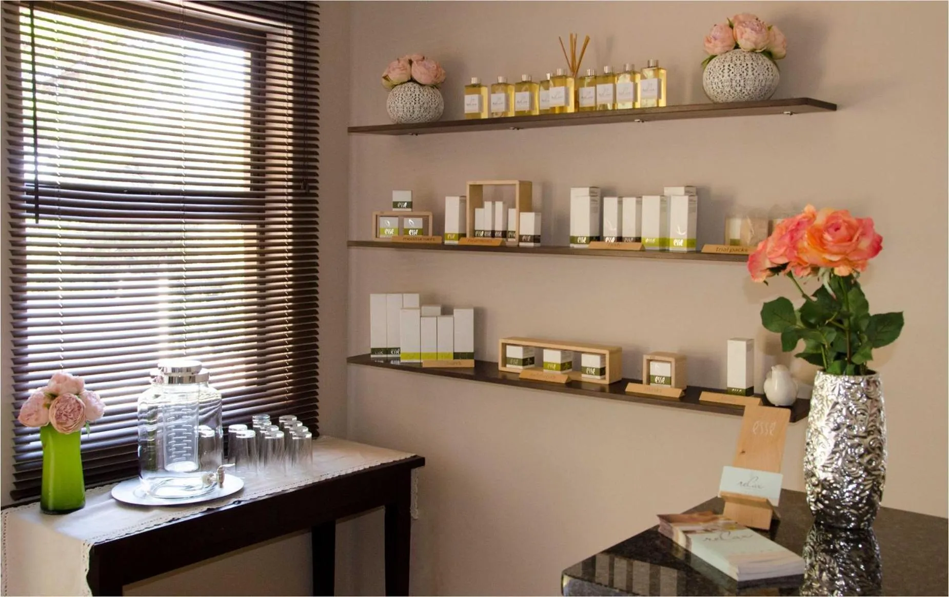 Lobby or reception in Three Oaks and an Aloe Boutique Hotel