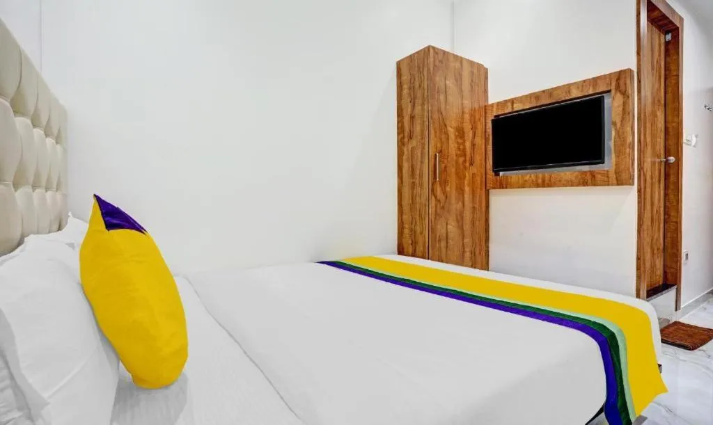 Bed in Hotels Heraa International