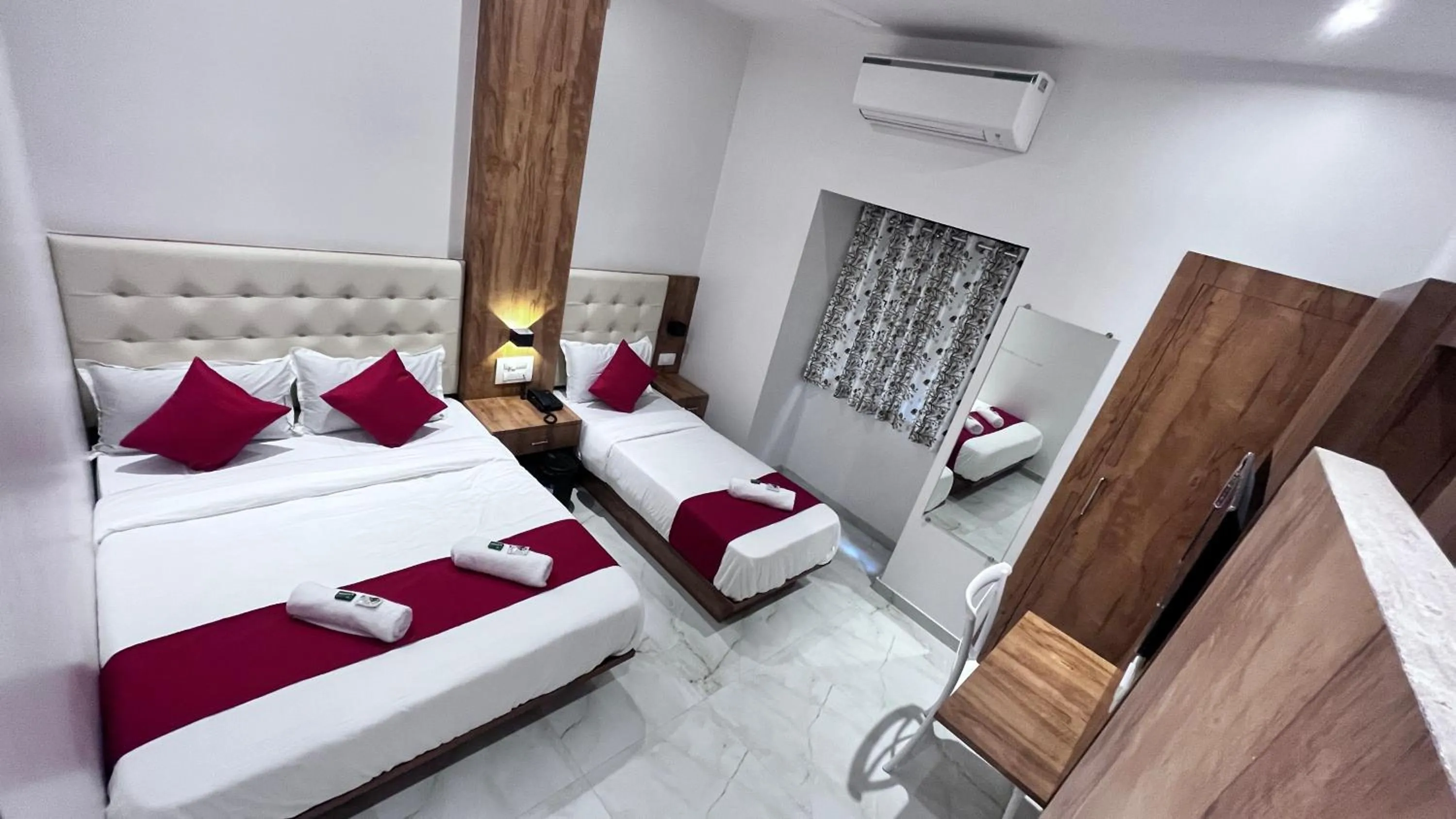 Bed in Hotels Heraa International