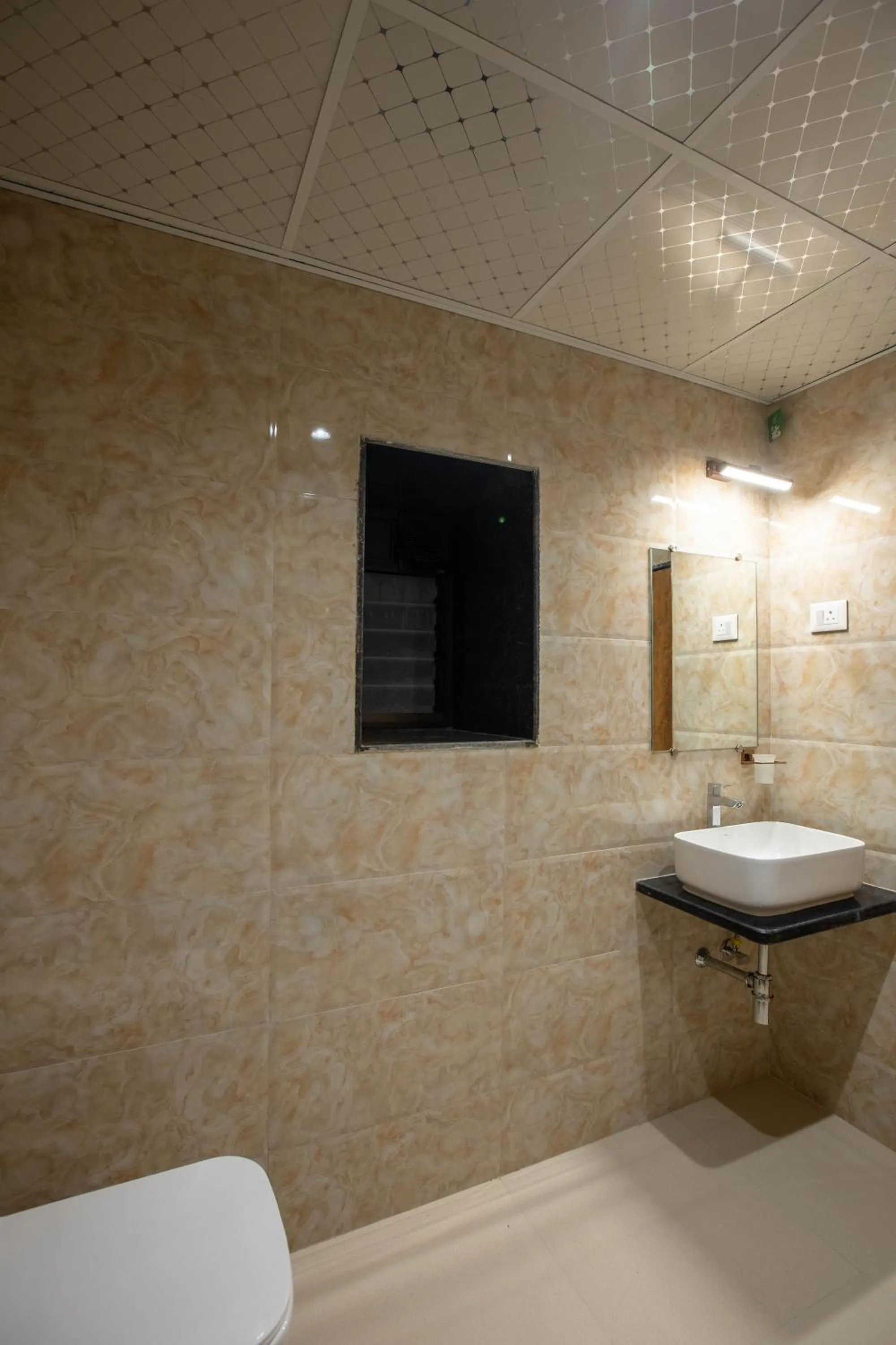 Bathroom in Hotels Heraa International