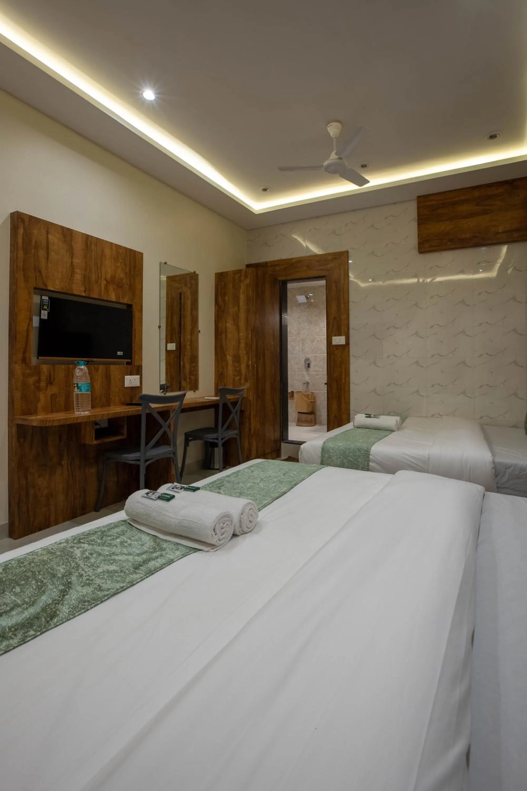 Bed in Hotels Heraa International