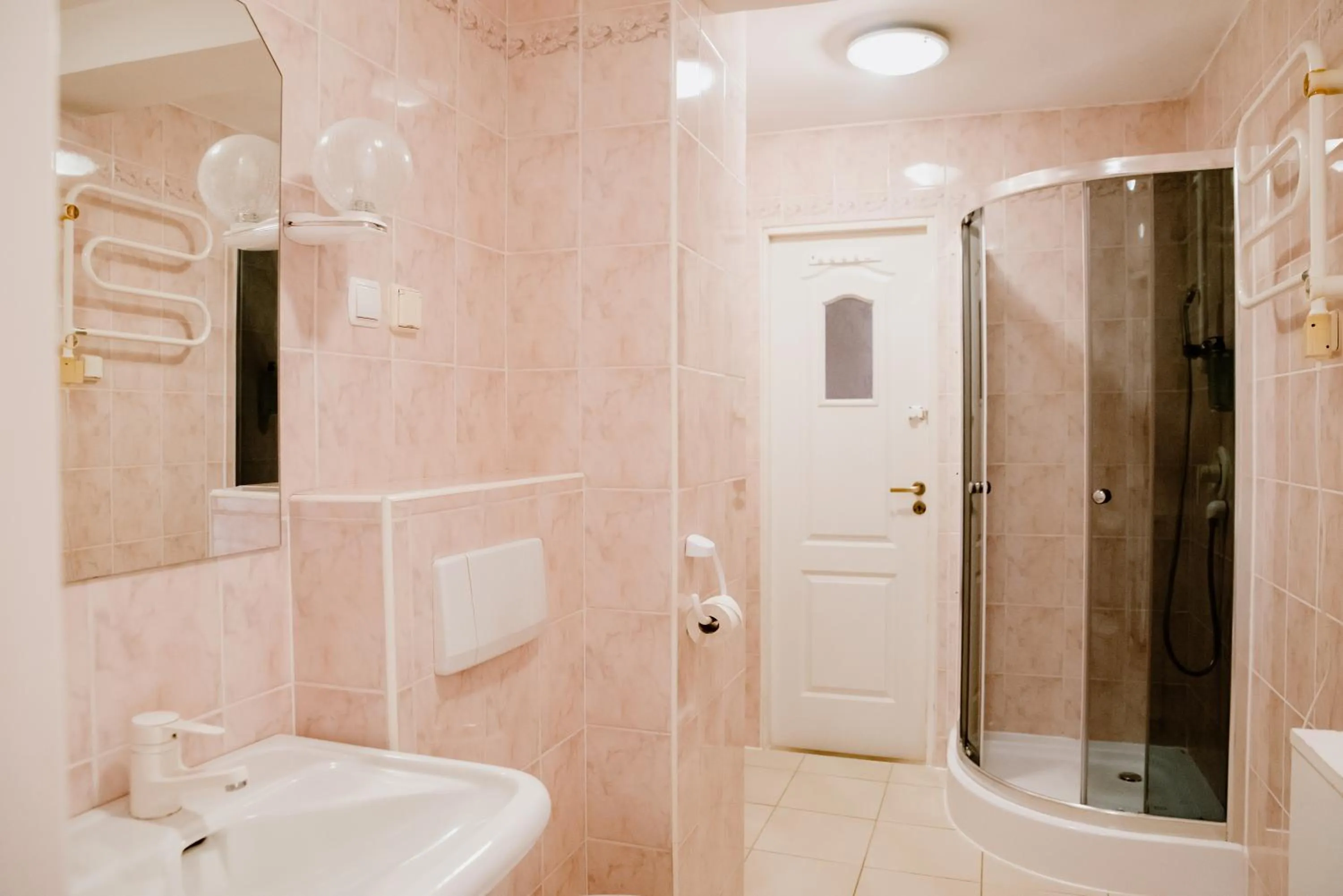 Bathroom in Geovita Krynica-Zdroj