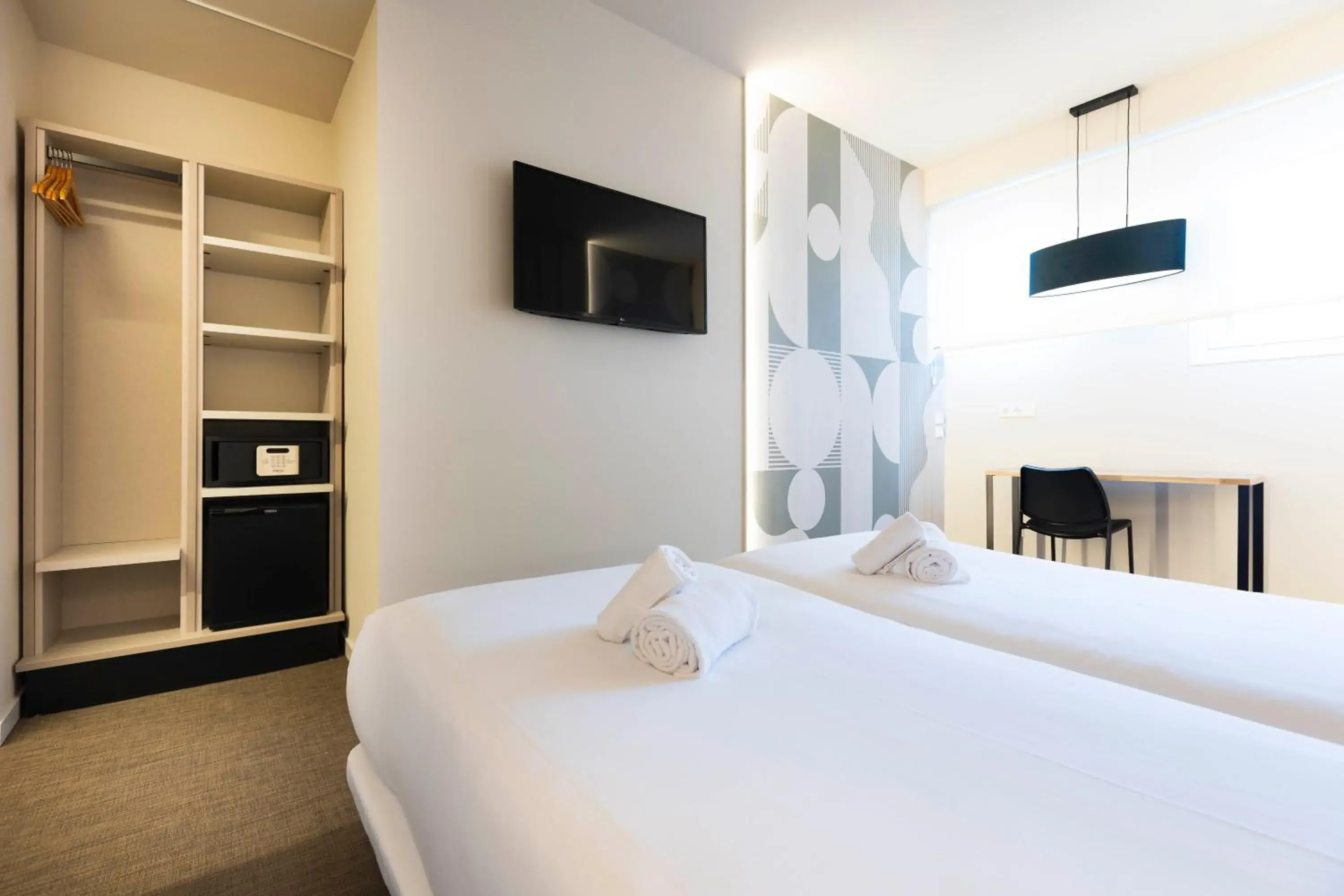 Double or Twin Room in URBAIA ROOMS Double or Twin Room in URBAIA ROOMS