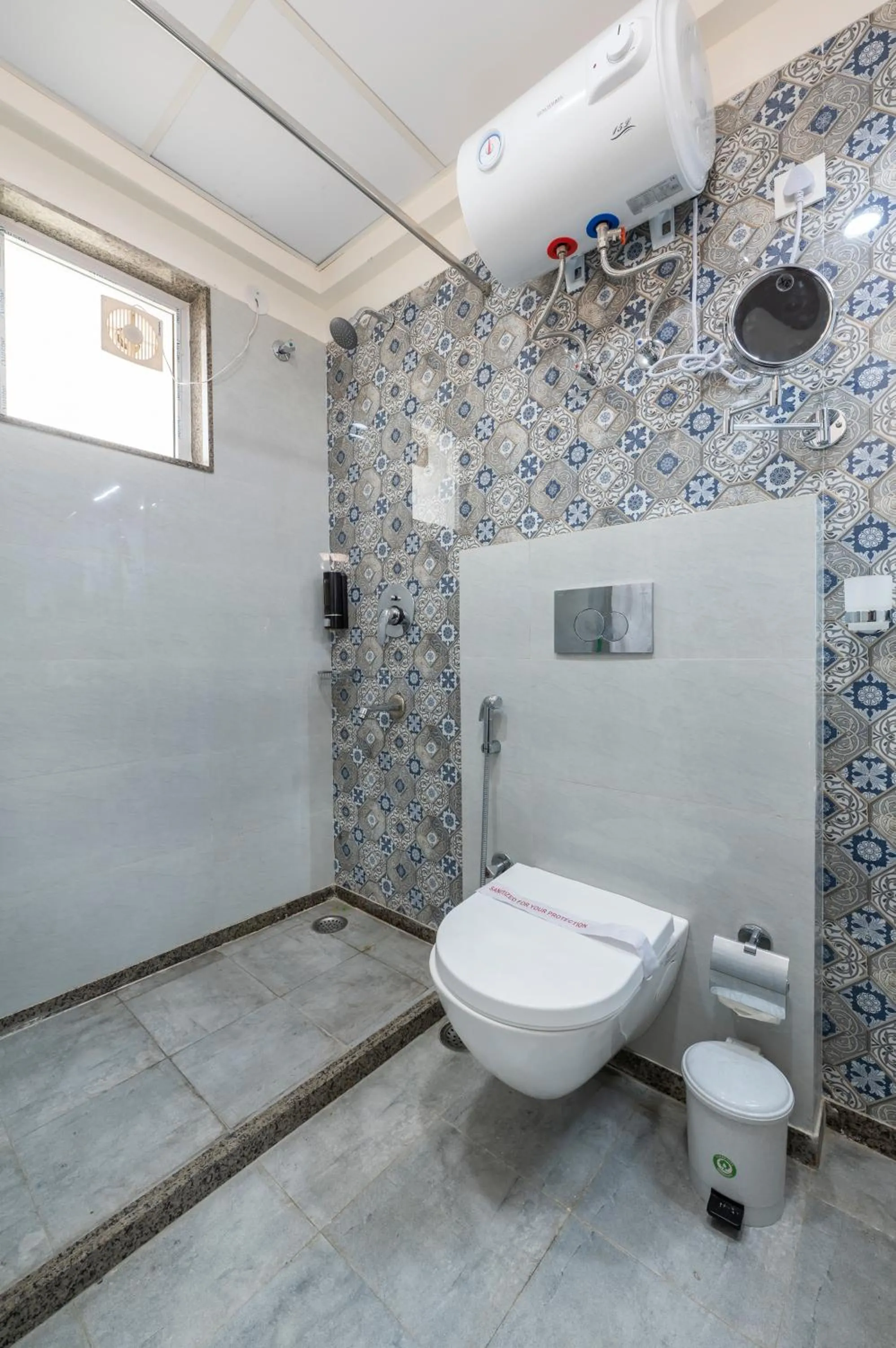 Bathroom in Palm Stay - Studios & Rooms