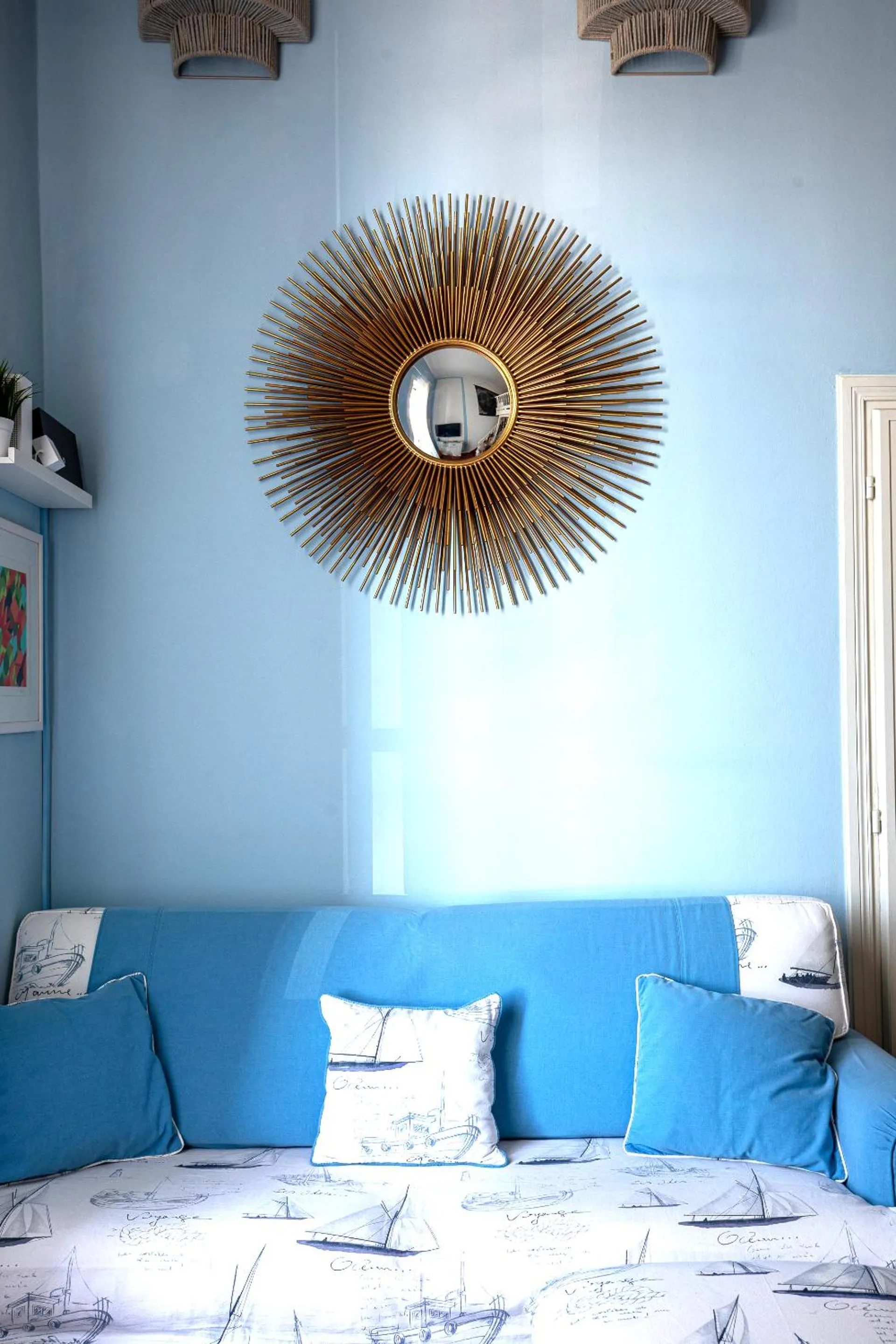 Living room, Bed in Suite Carducci Viareggio