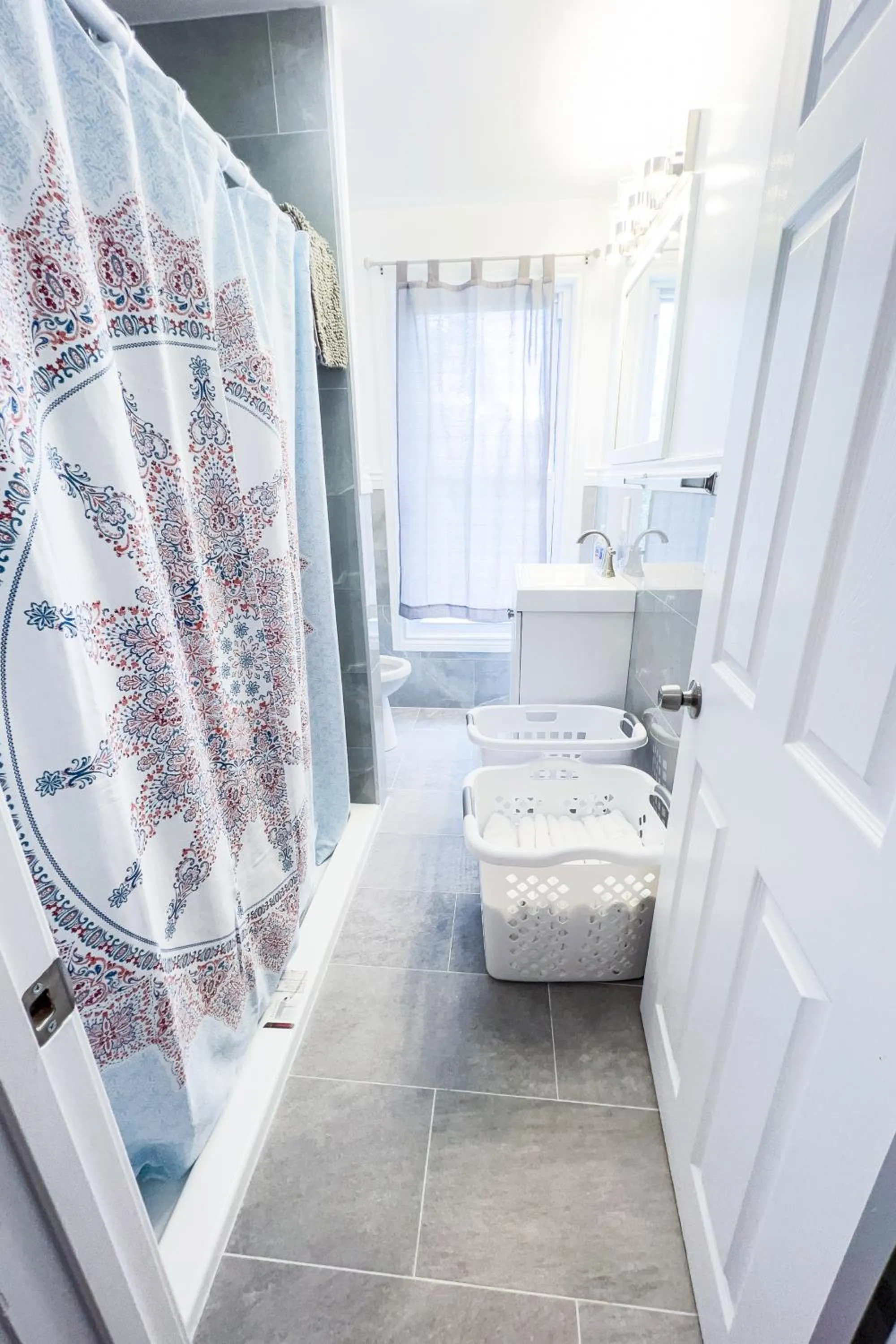 Toilet in The Cedar Chateau