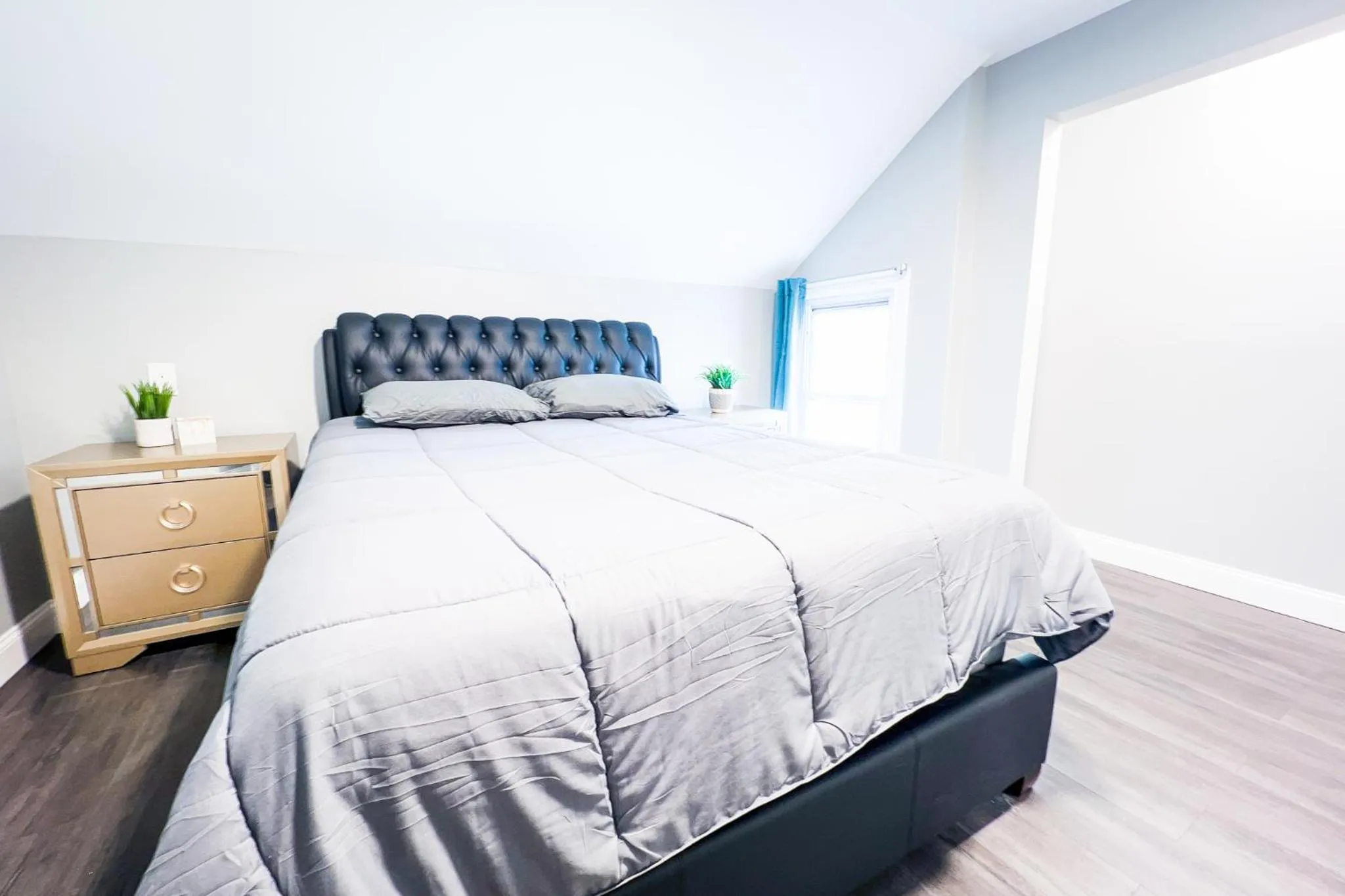 Bed in The Griffon House