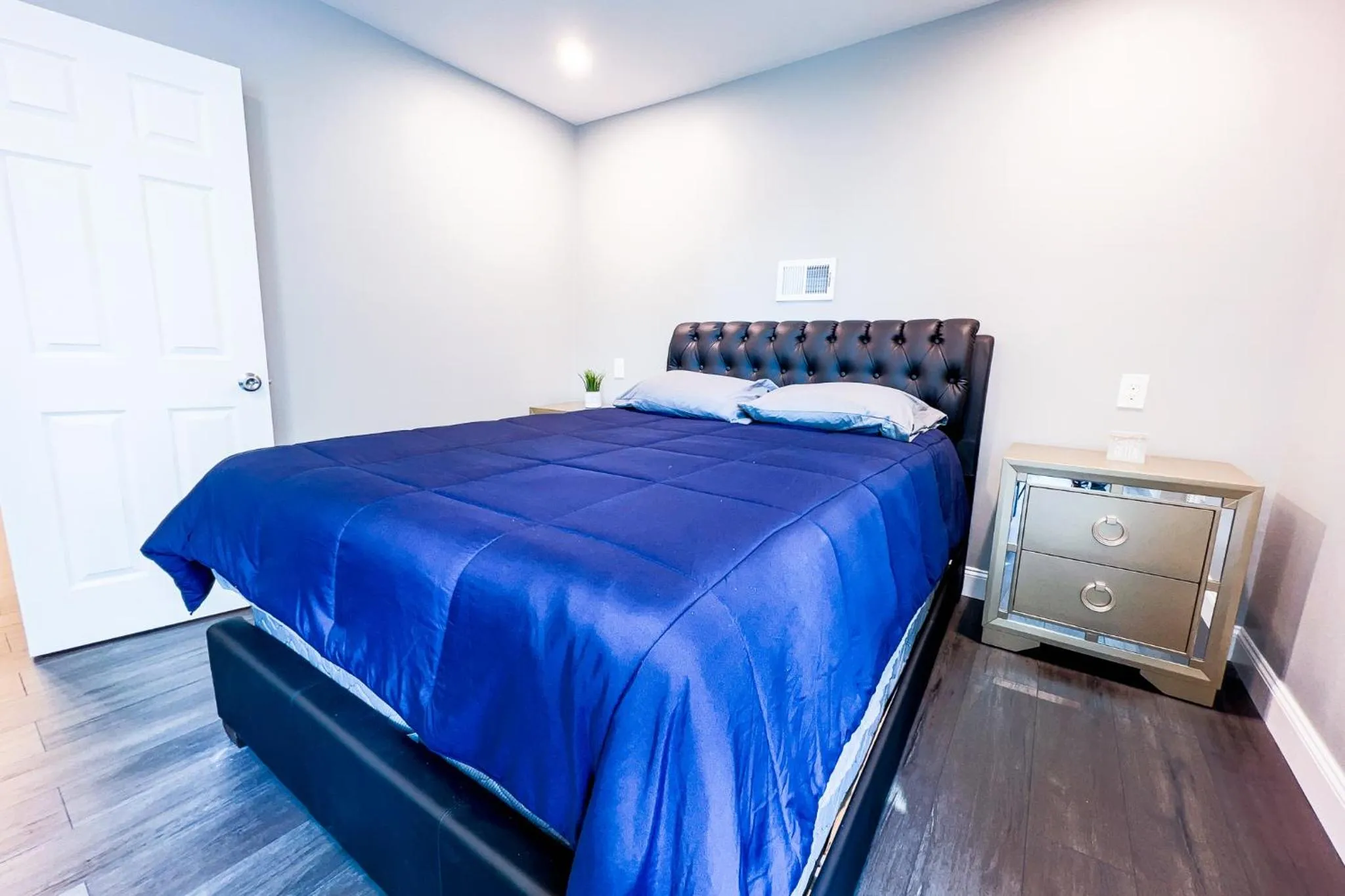 Bed in The Griffon House