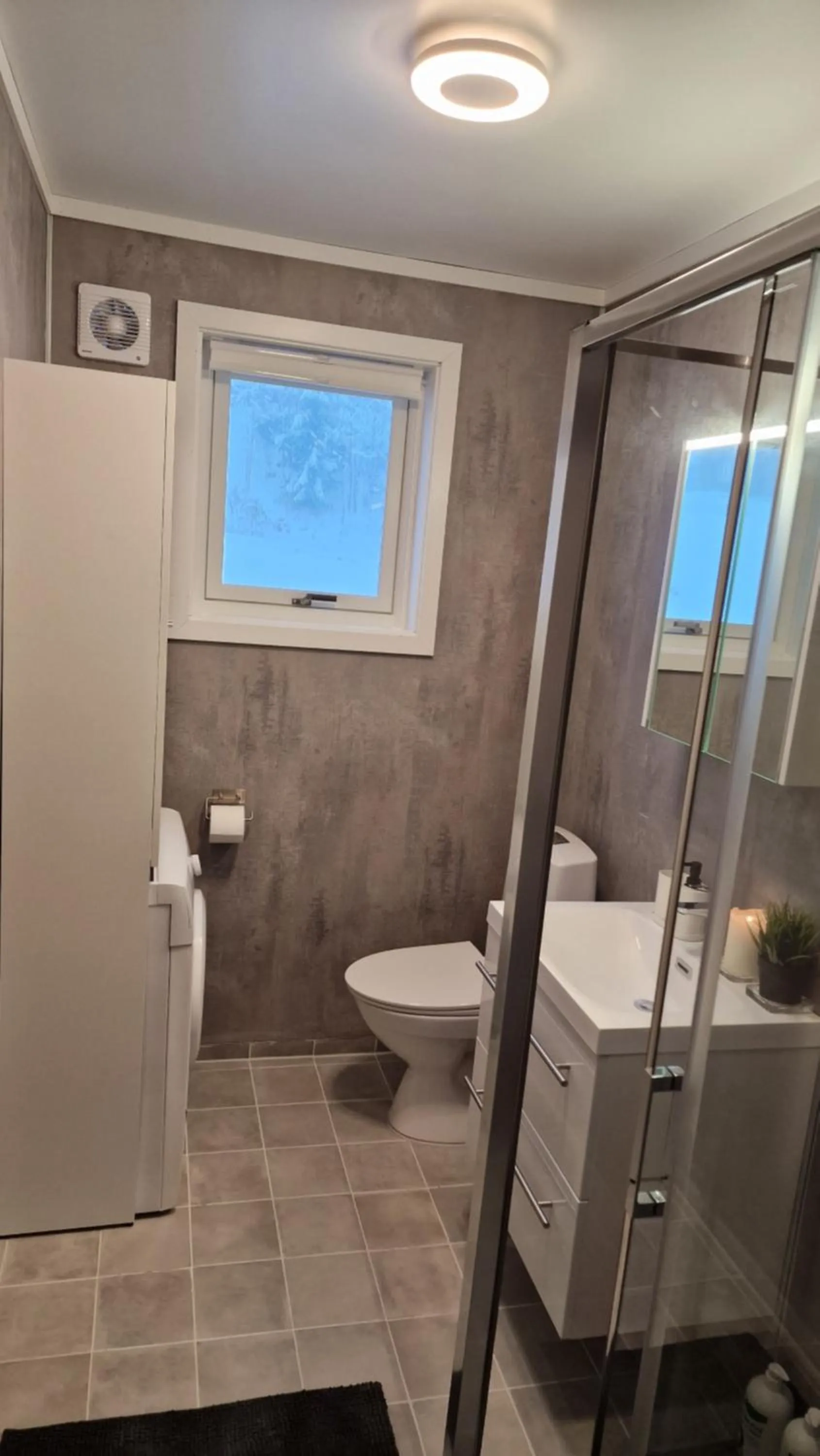 Shower in Haugetuft Apartments