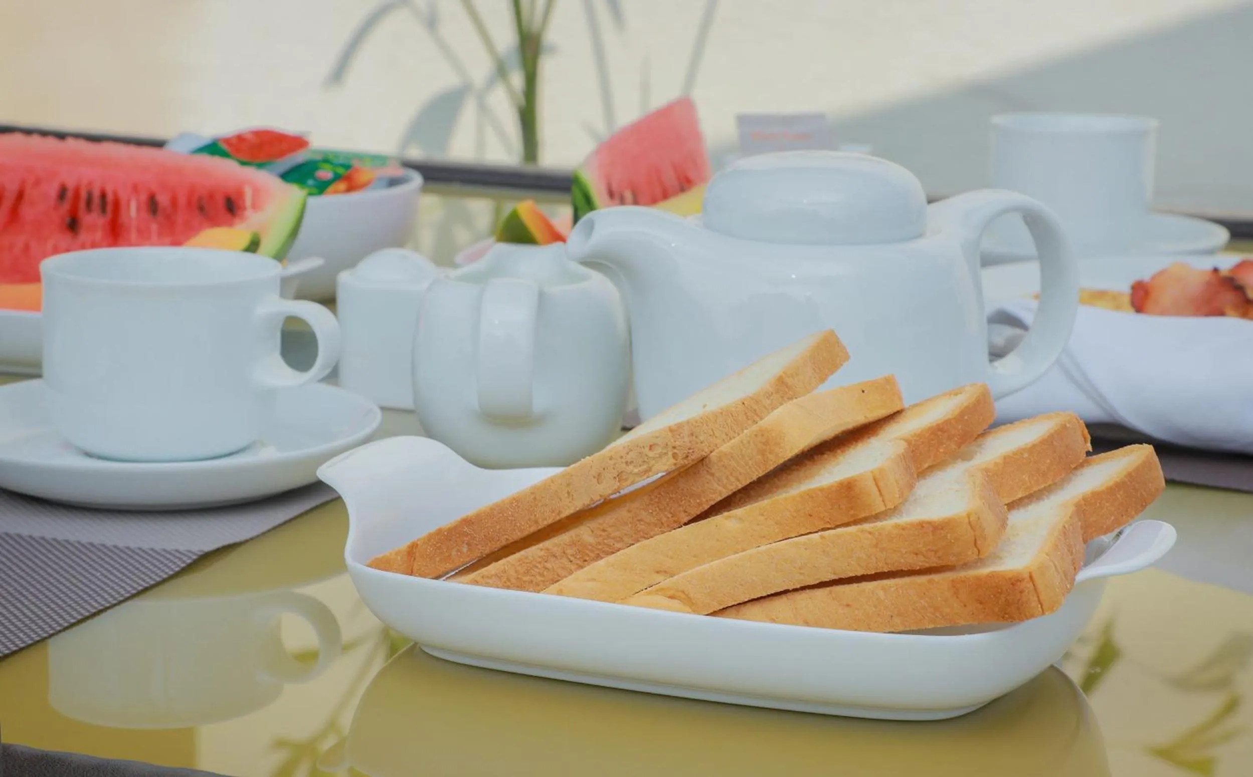 English/Irish breakfast in Blue Water Boutique Hotel