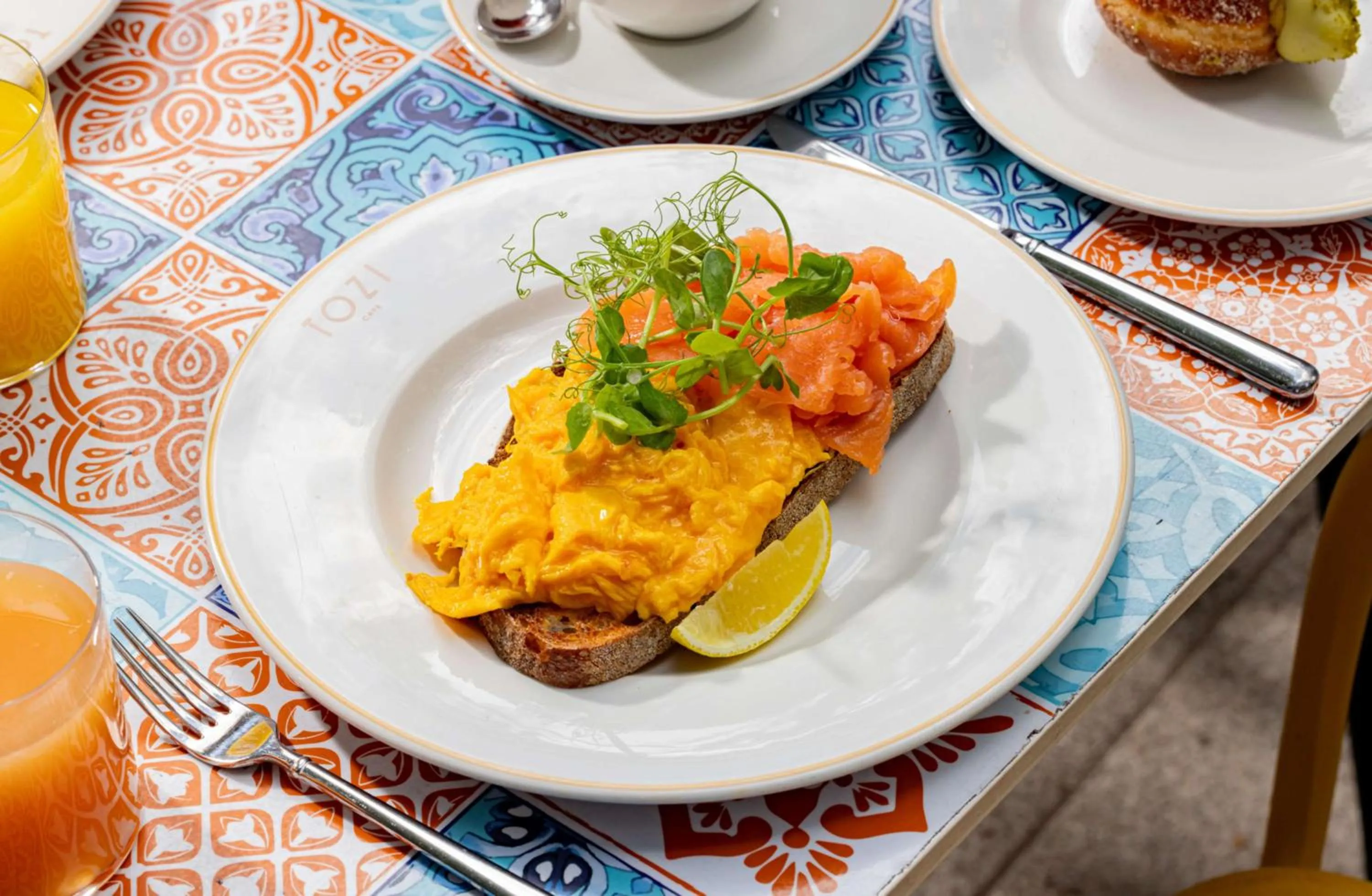 Food and drinks in art'otel London Battersea Power Station, Powered by Radisson Hotels