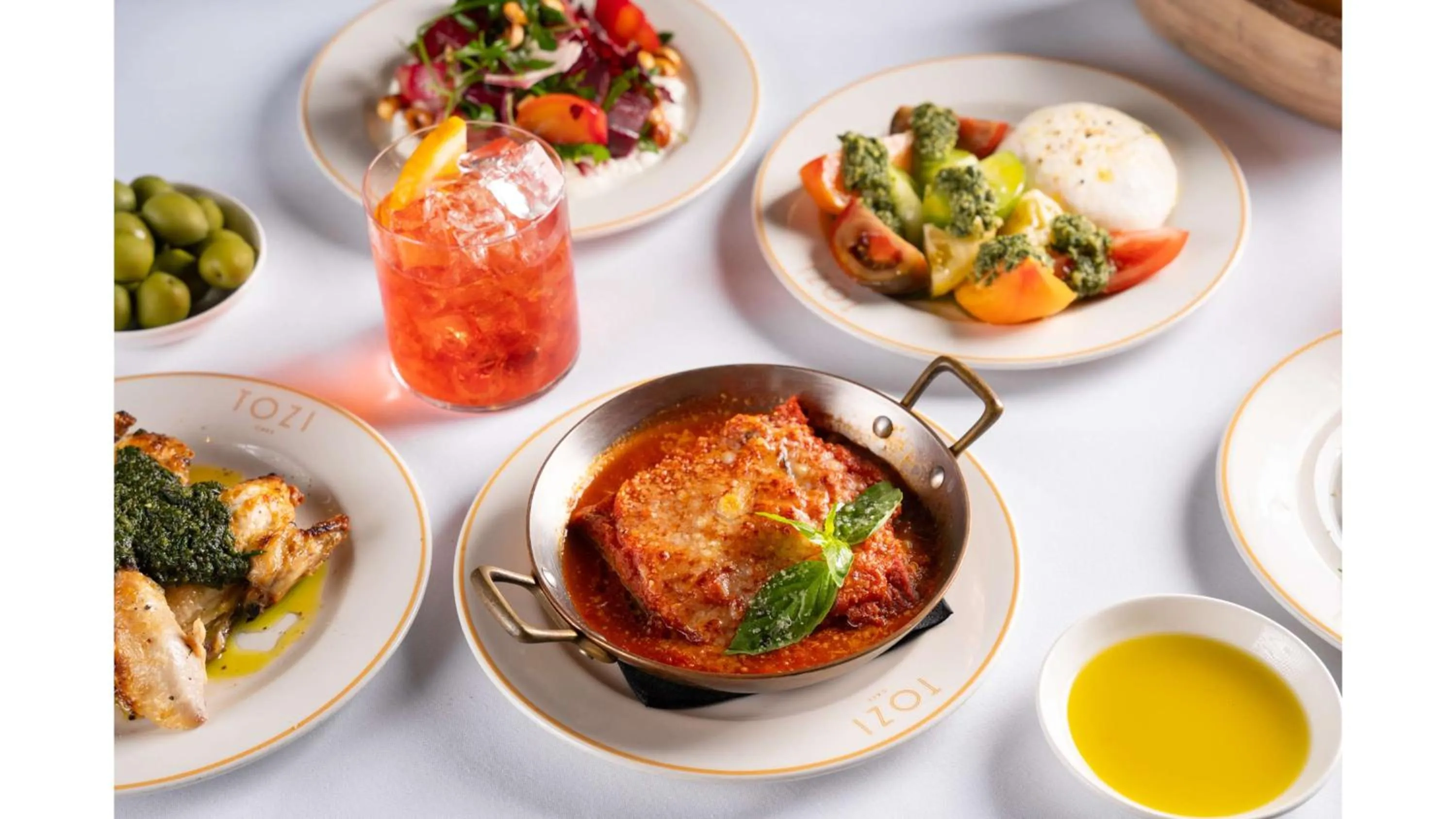 Food and drinks in art'otel London Battersea Power Station, Powered by Radisson Hotels