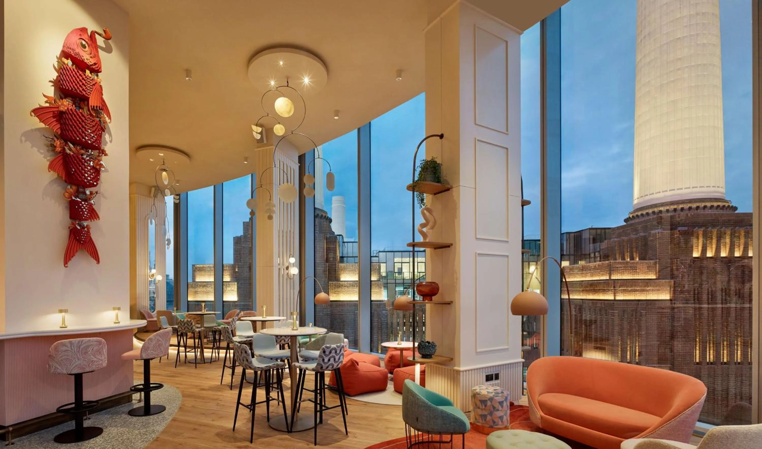 Lounge or bar in art'otel London Battersea Power Station, Powered by Radisson Hotels