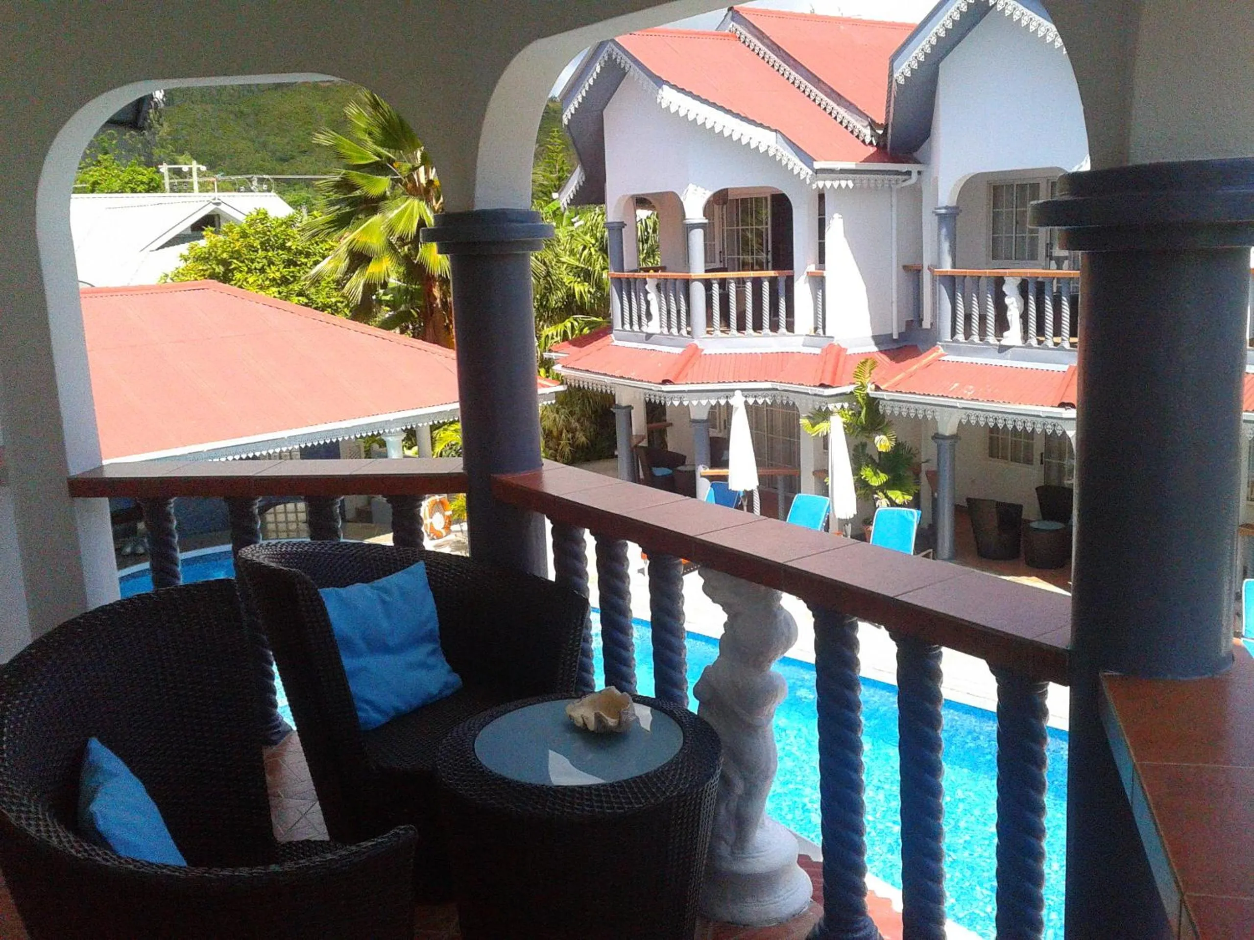 Area and facilities in Chateau Sans Souci