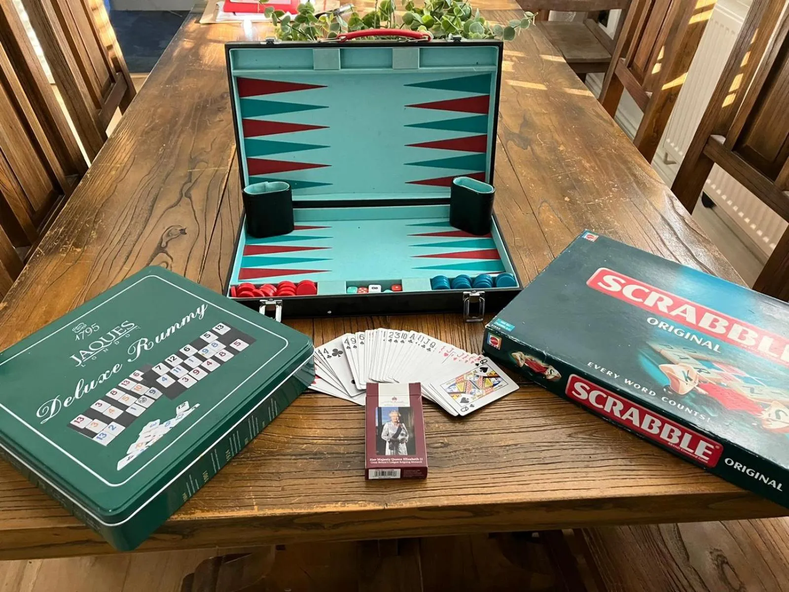 5Bed-10Guests-Fireplace-HotTub-Pets ok-Parking