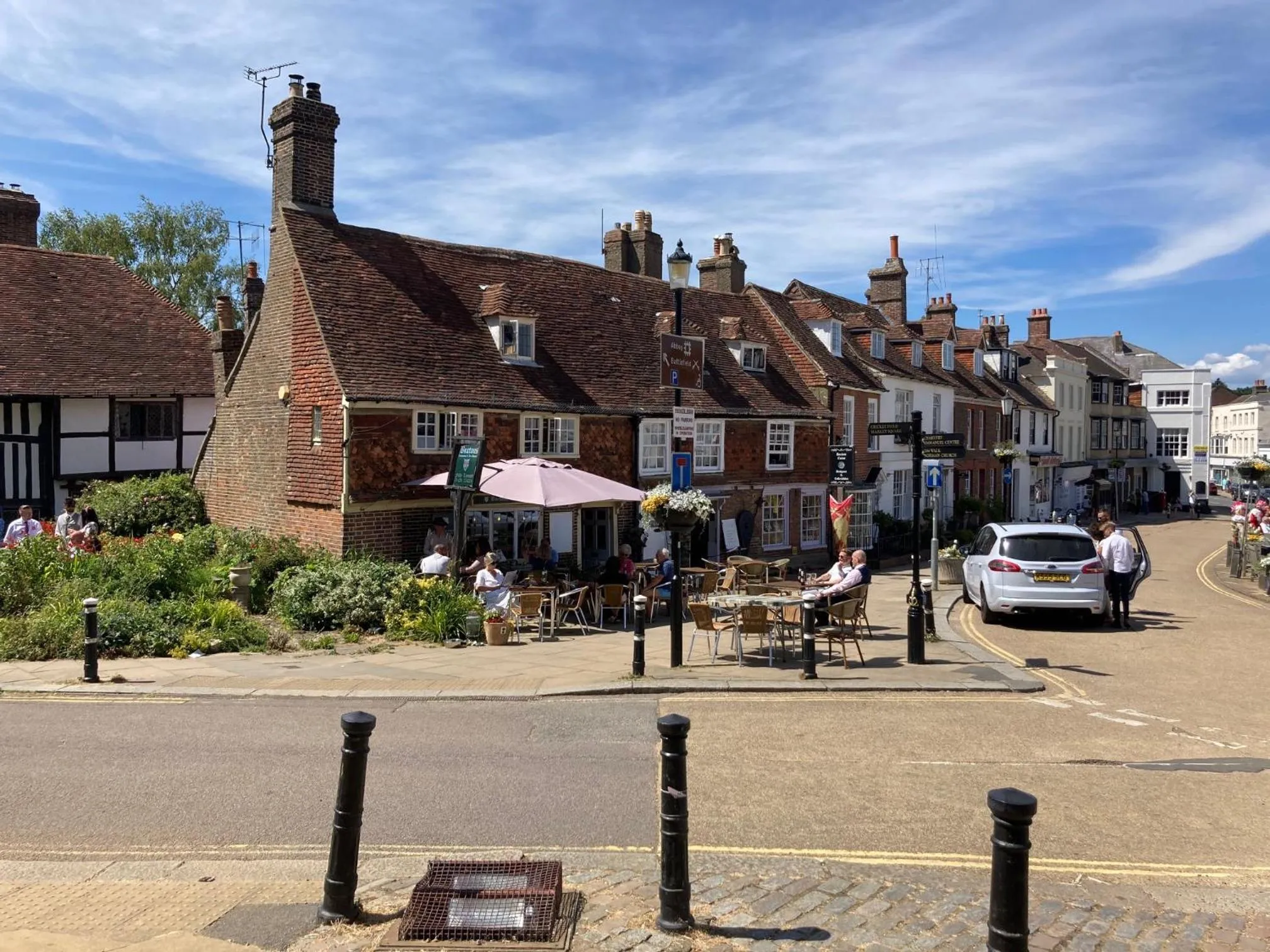 5Bed-10Guests-Fireplace-HotTub-Pets ok-Parking