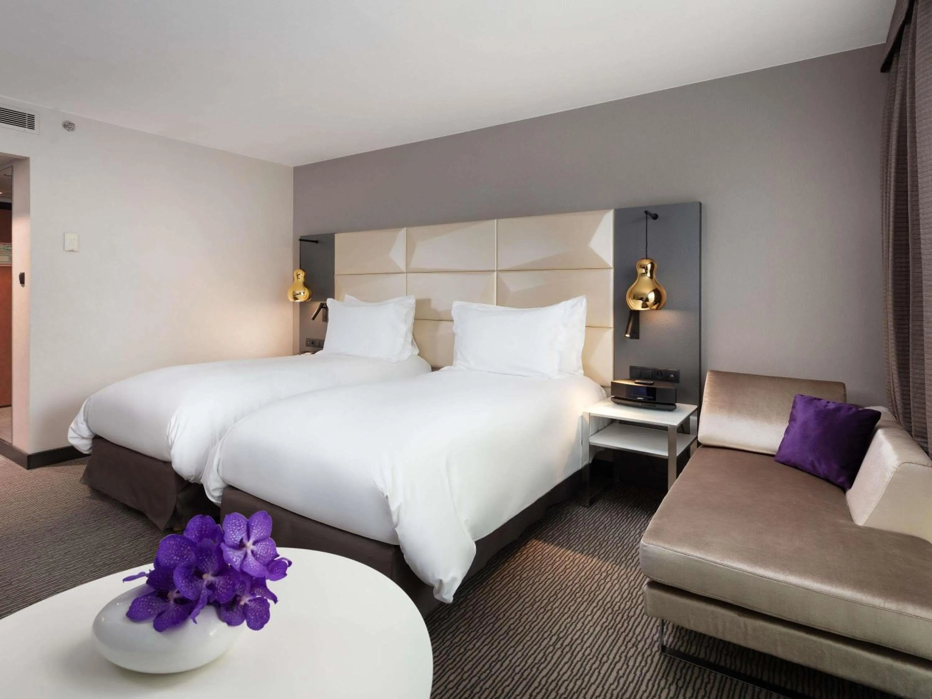 Bedroom, Bed in Sofitel Warsaw Victoria