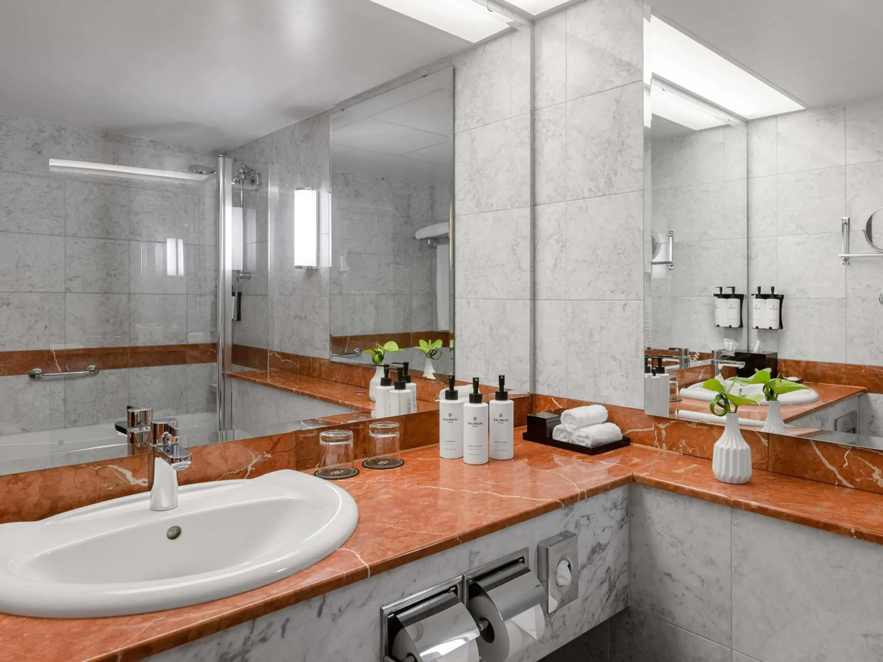 Bedroom in Sofitel Warsaw Victoria Bedroom in Sofitel Warsaw Victoria