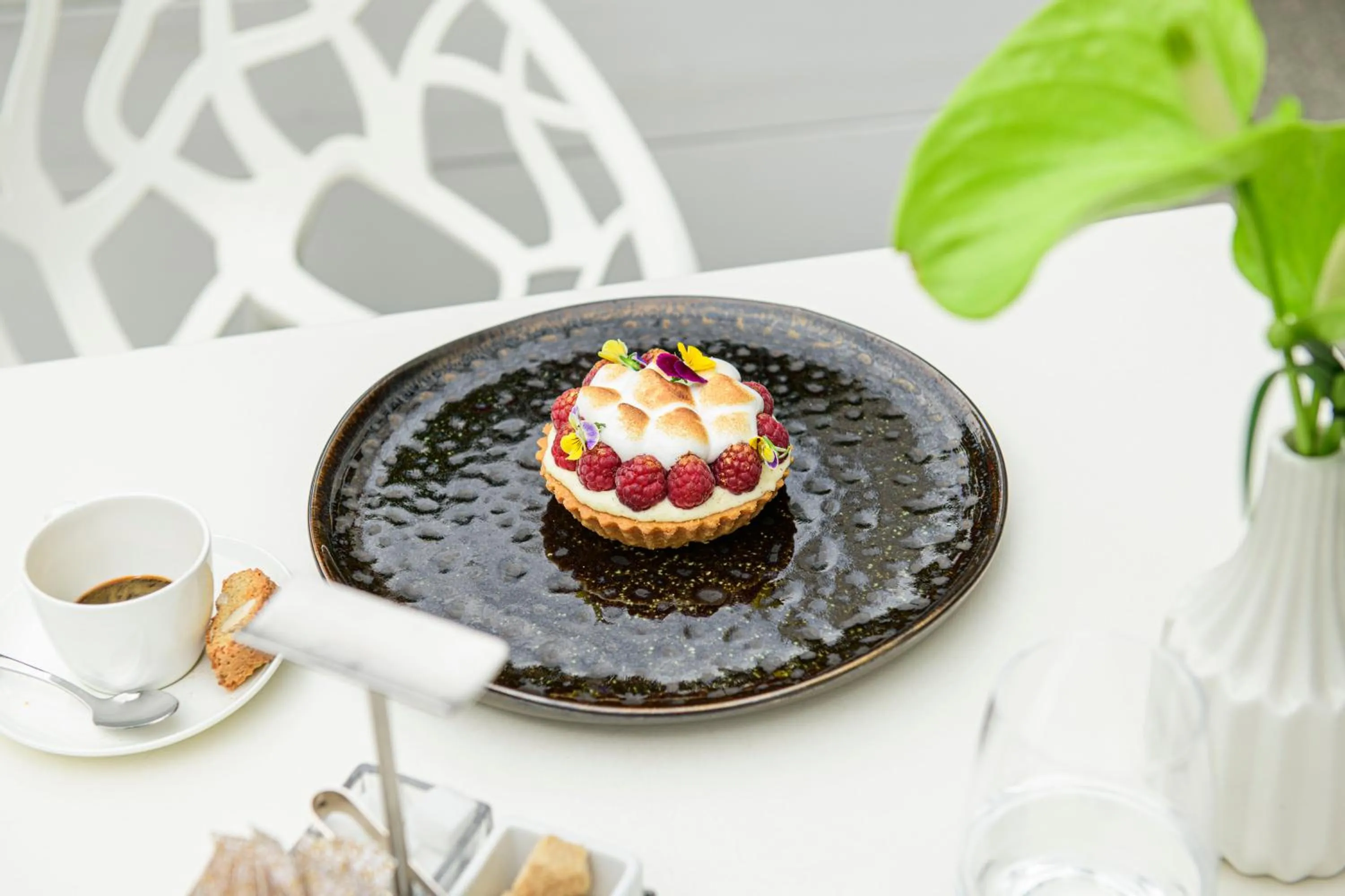 Restaurant/places to eat in Sofitel Warsaw Victoria