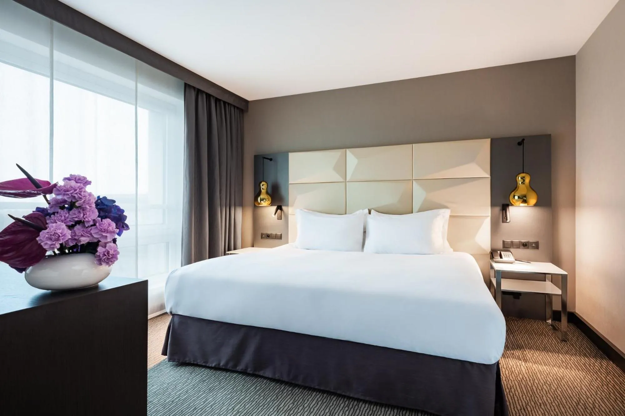 Bedroom, Bed in Sofitel Warsaw Victoria