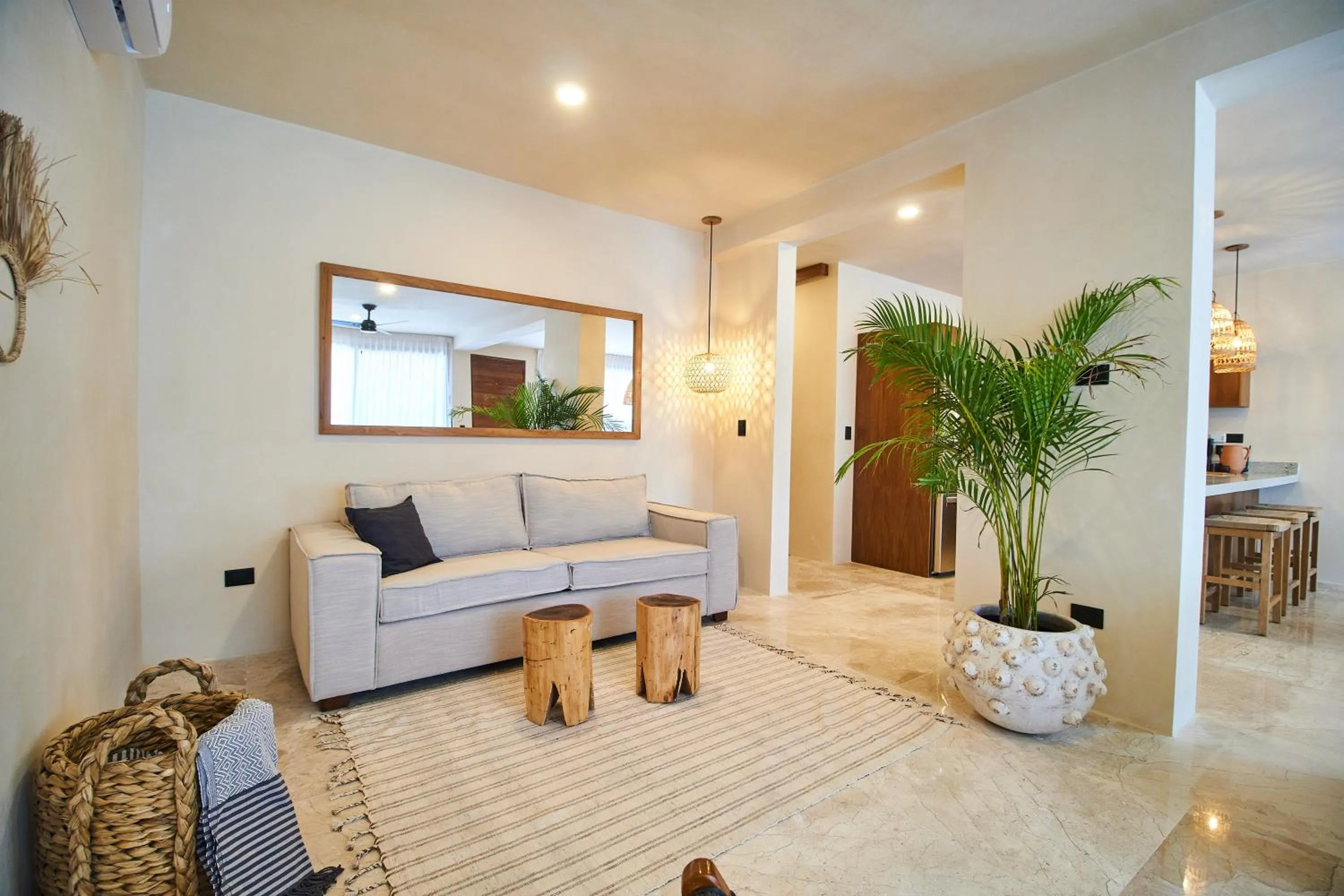 Living room in Increíble Departamento en la Jungla Private Pool By Yeah