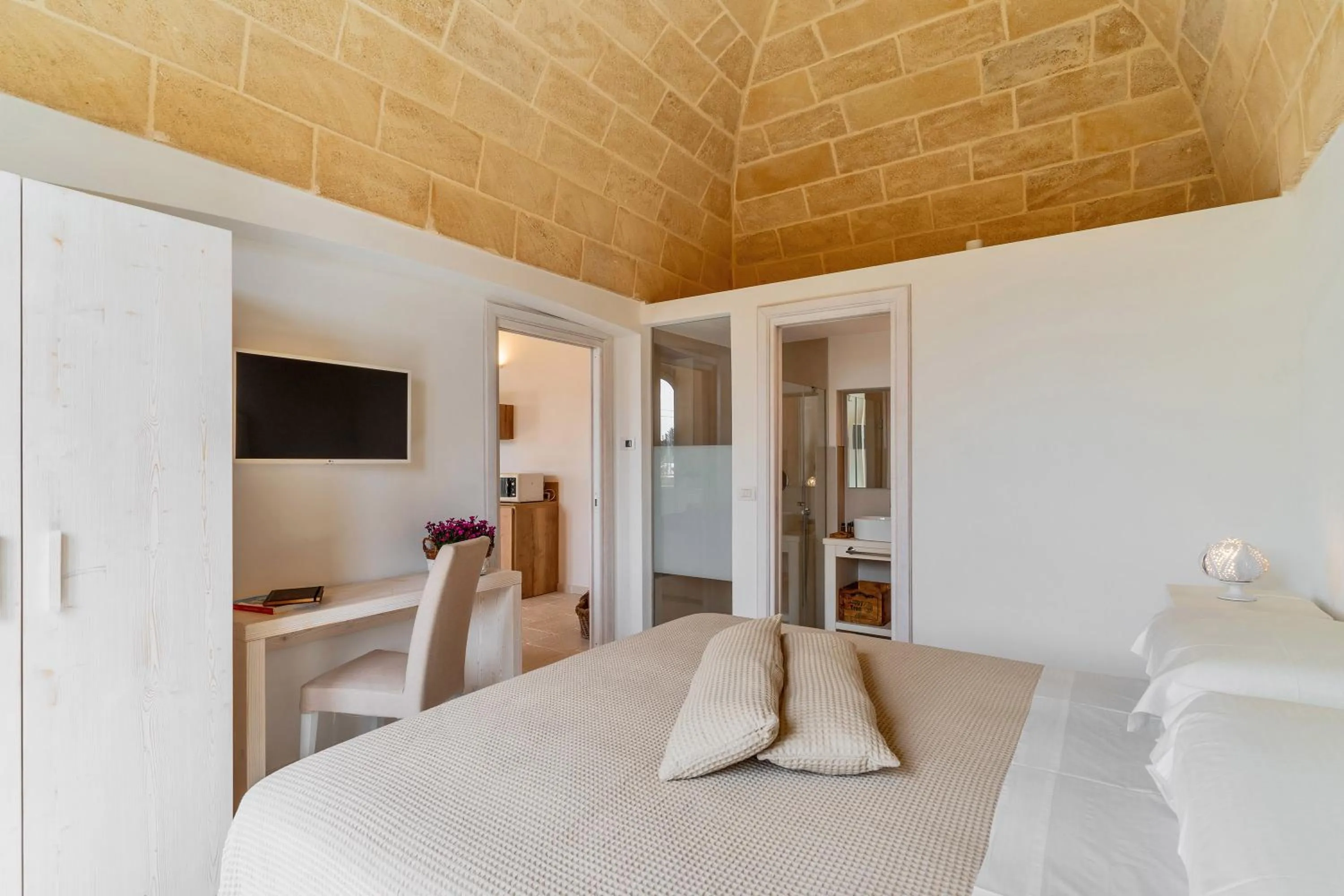 Bed in Masseria Macchiaforte