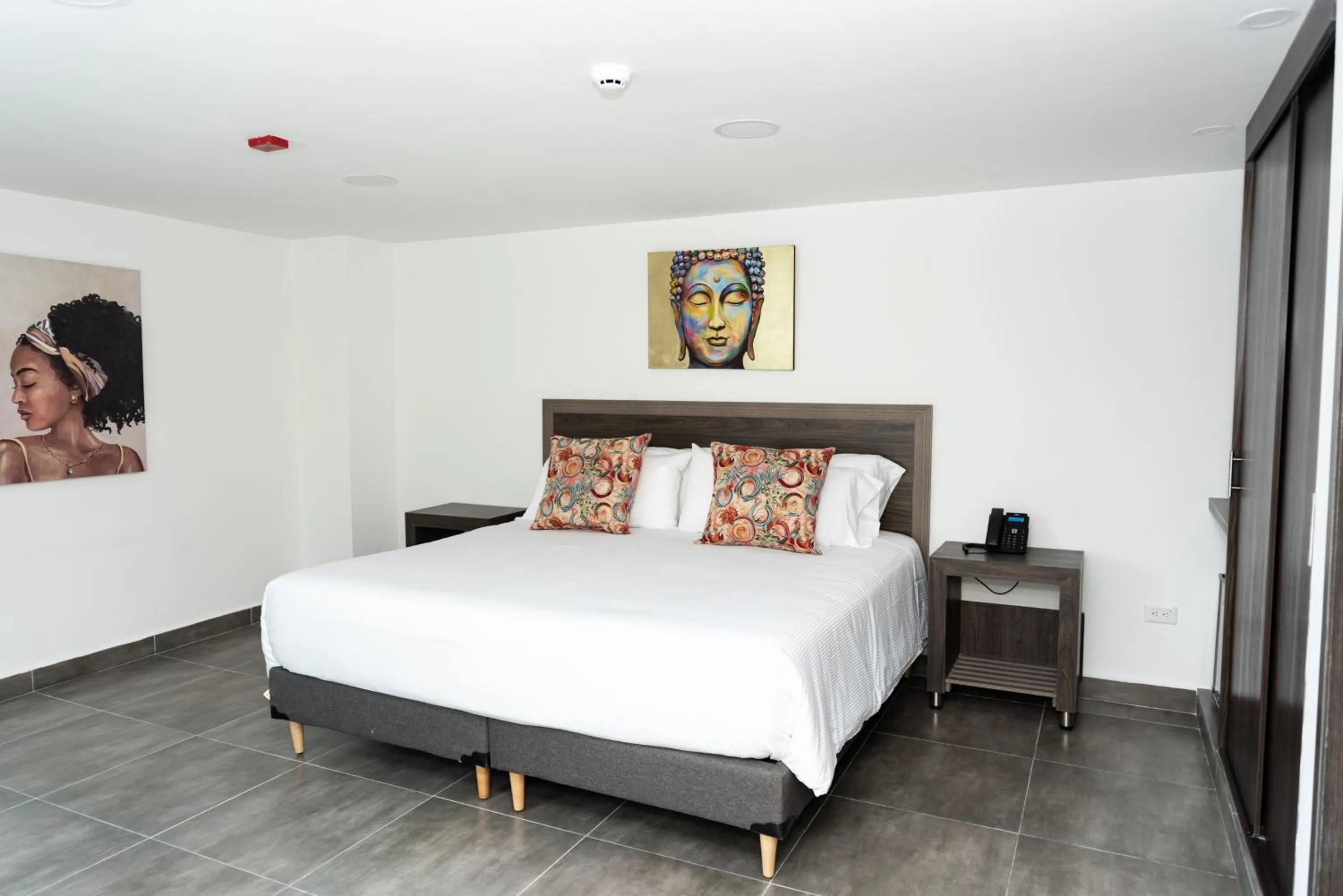 Bed in Hotel Qatar Cali