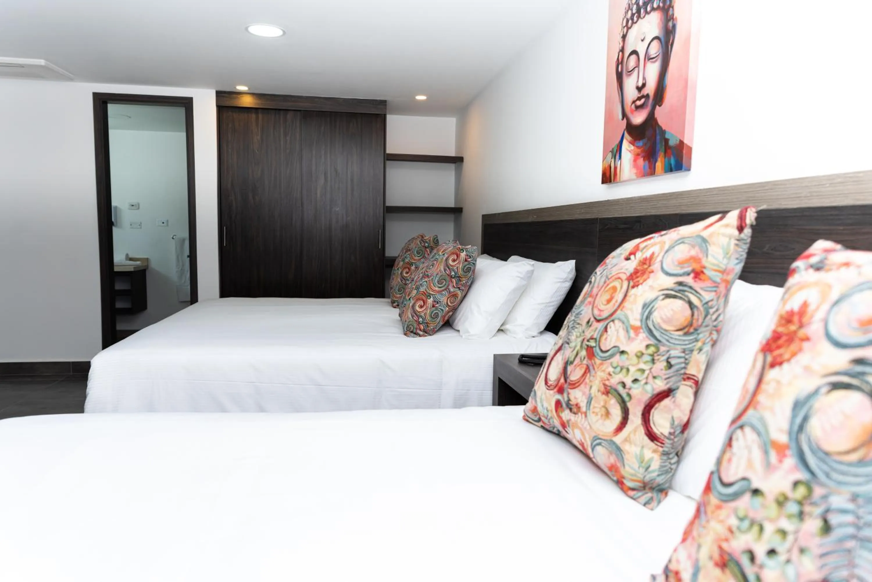 Bed in Hotel Qatar Cali