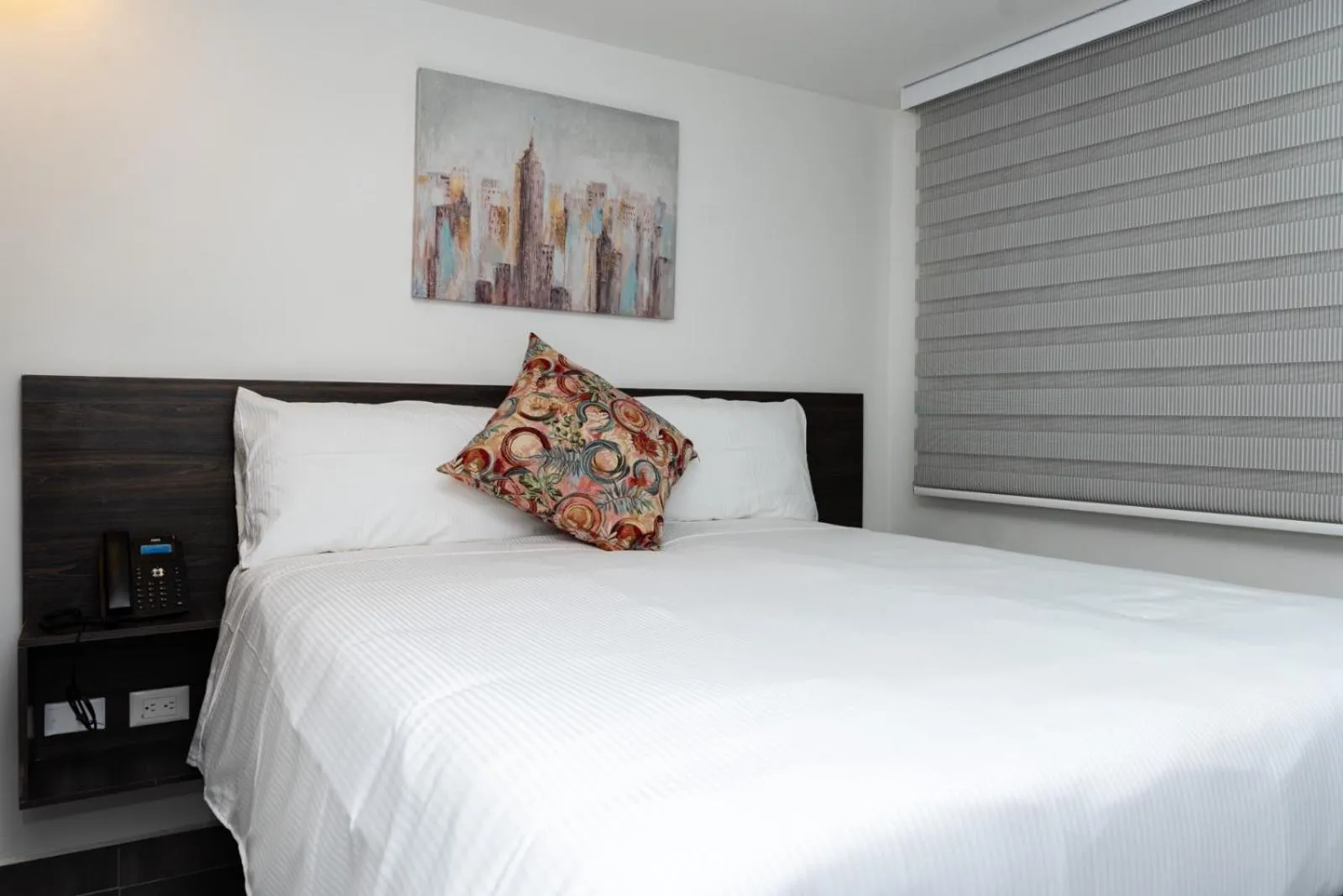 Bed in Hotel Qatar Cali