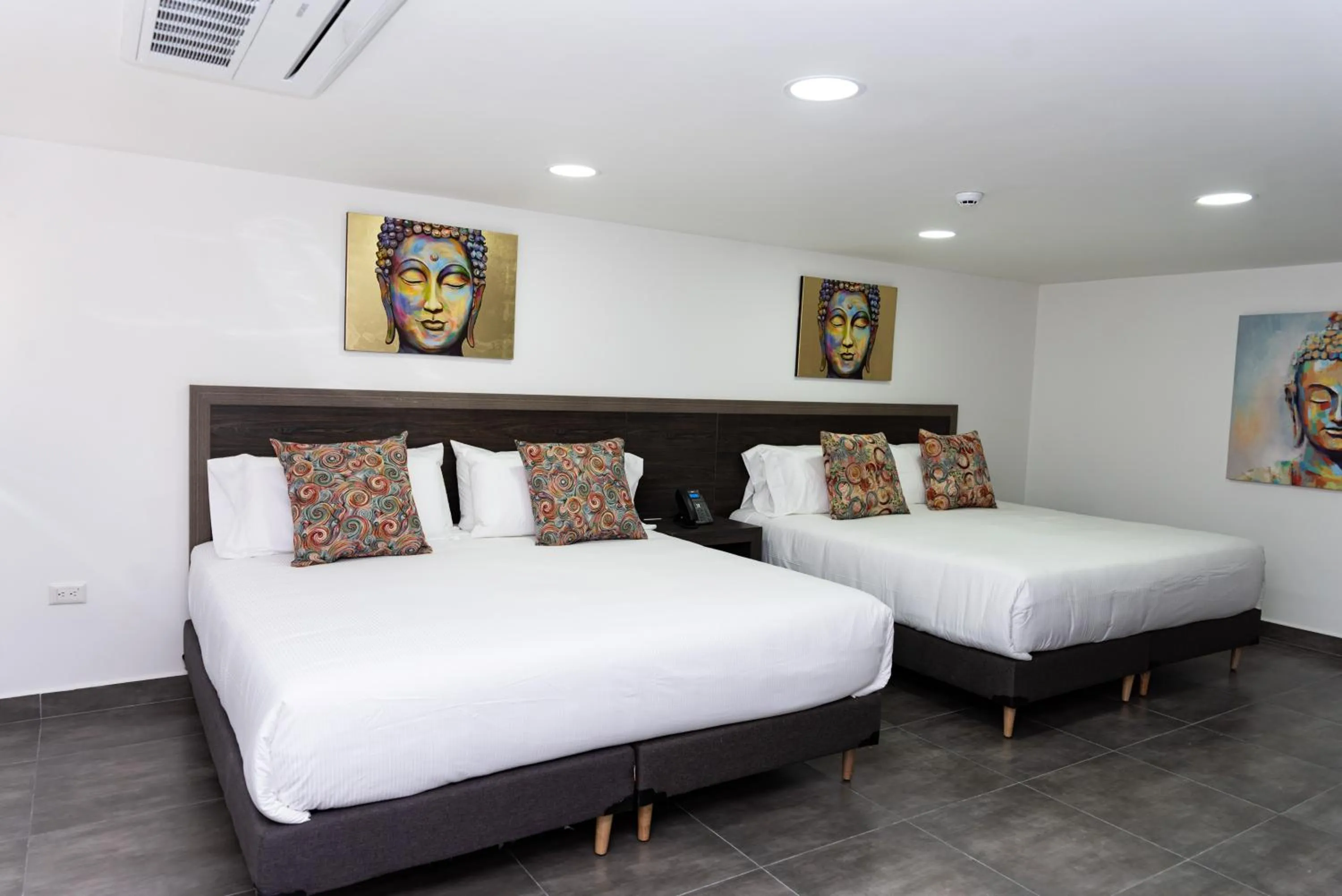 Bed in Hotel Qatar Cali