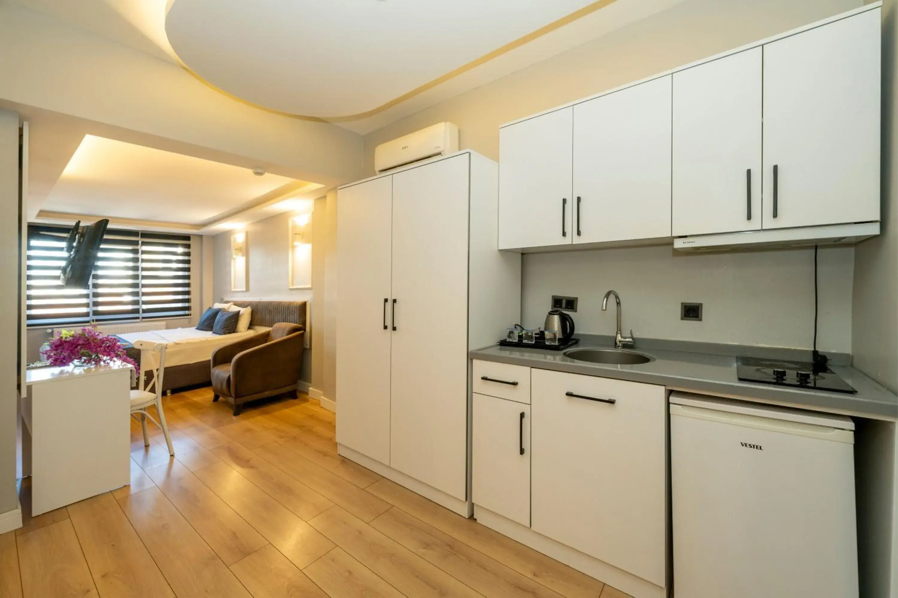 Standard Double or Twin Room in Luce Suites Taksim Standard Double or Twin Room in Luce Suites Taksim