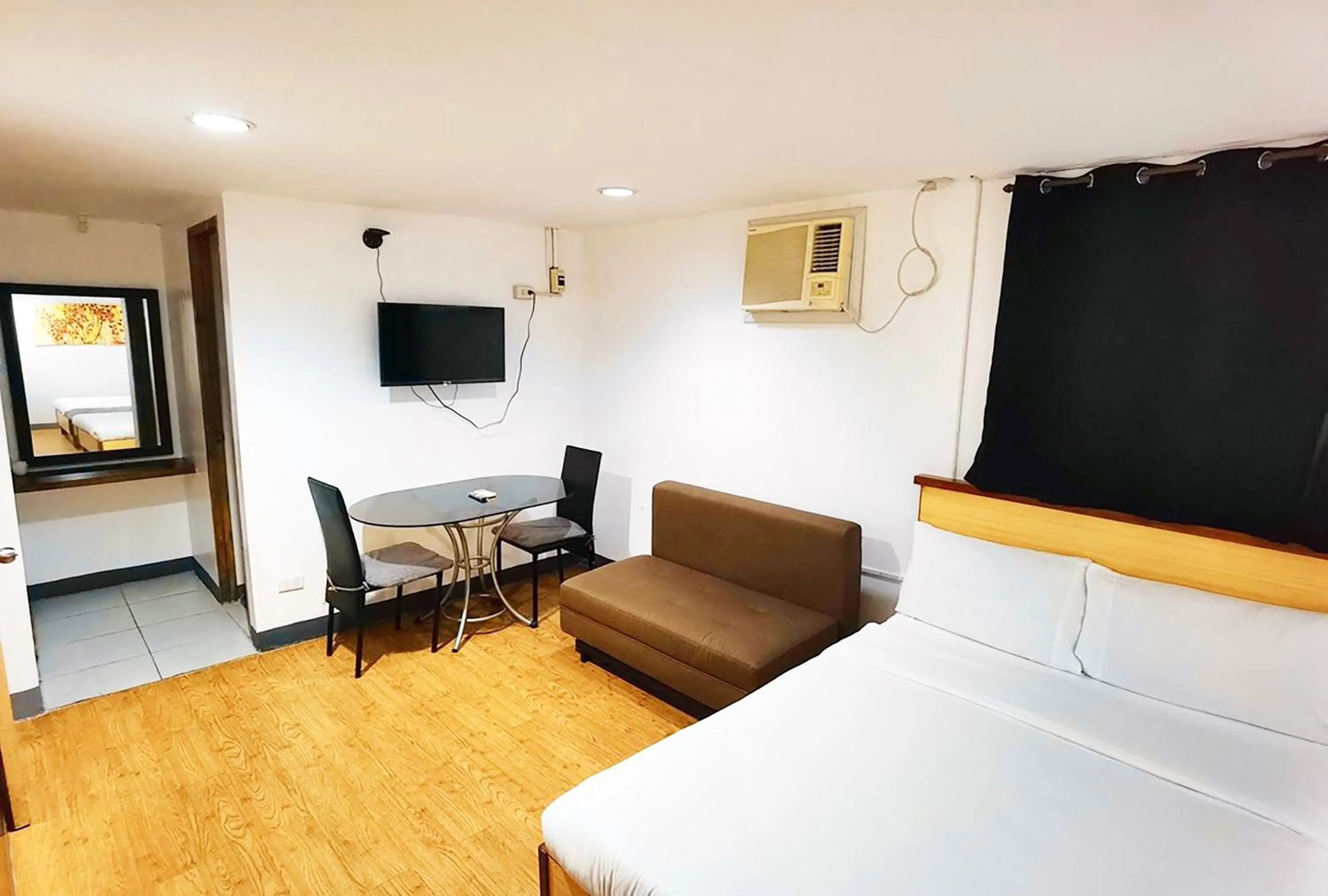 TV and multimedia, Bed in Marion Hotel