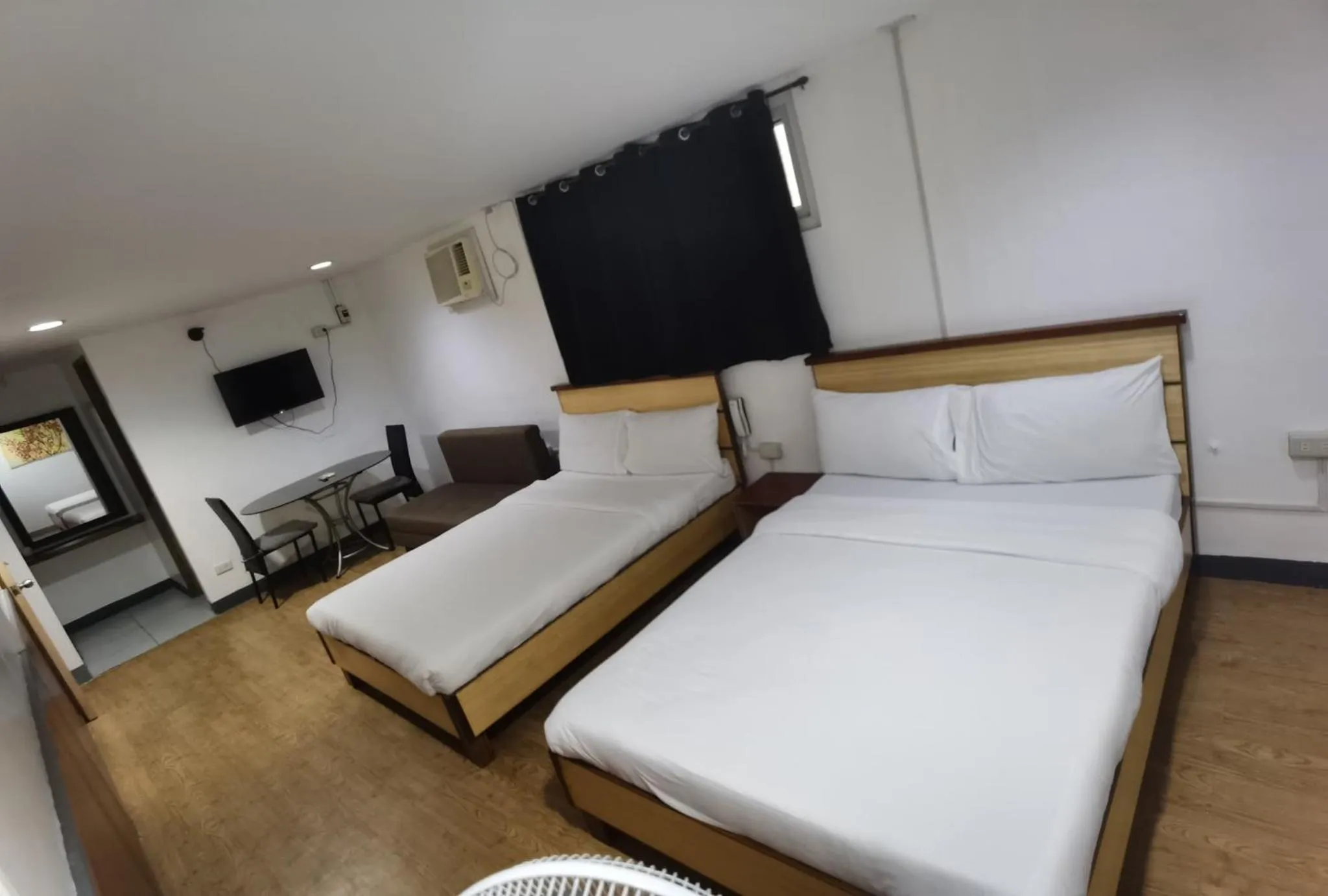 Bed in Marion Hotel