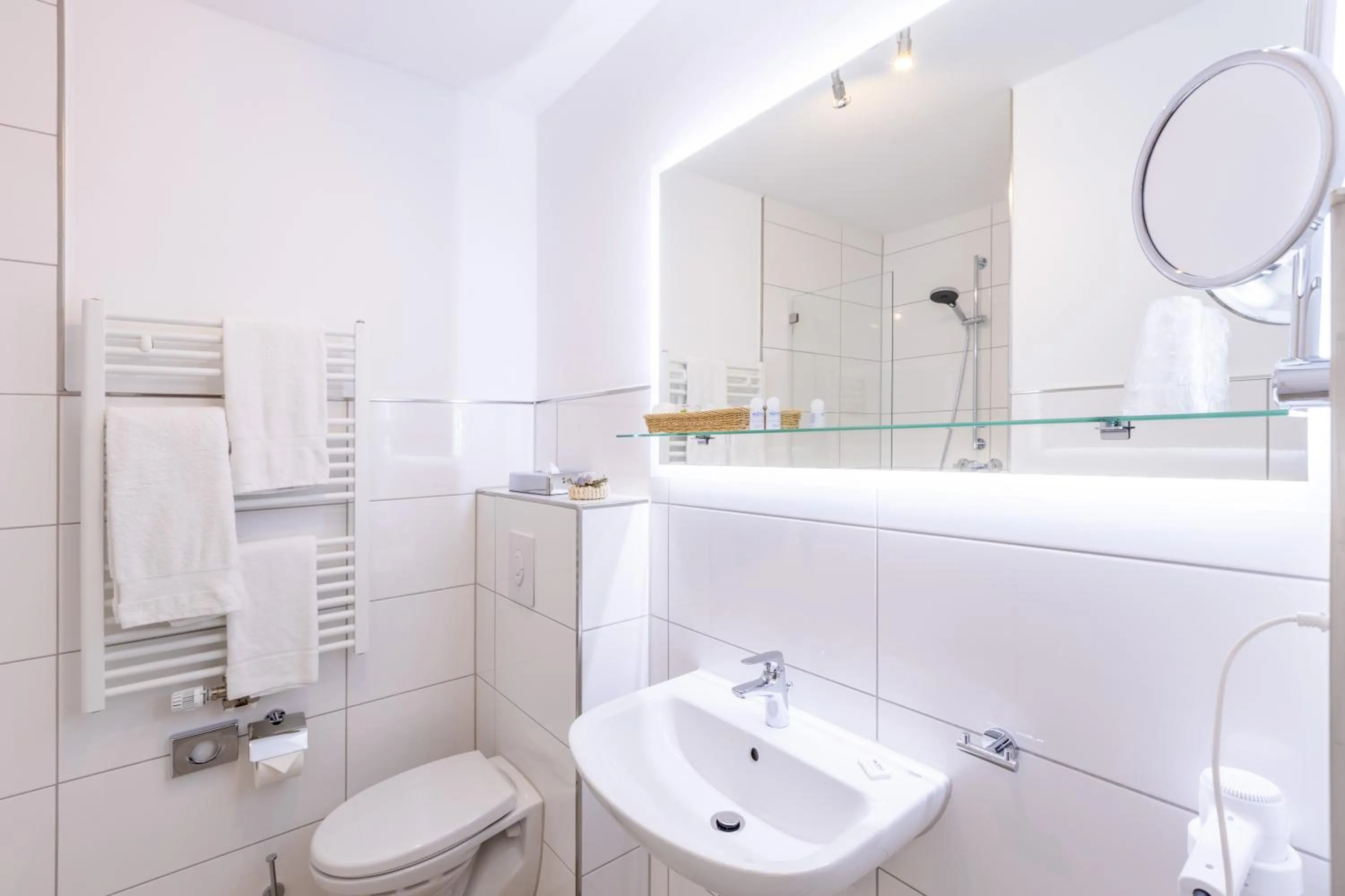 Bathroom in Akzent Hotel Hoyerswege
