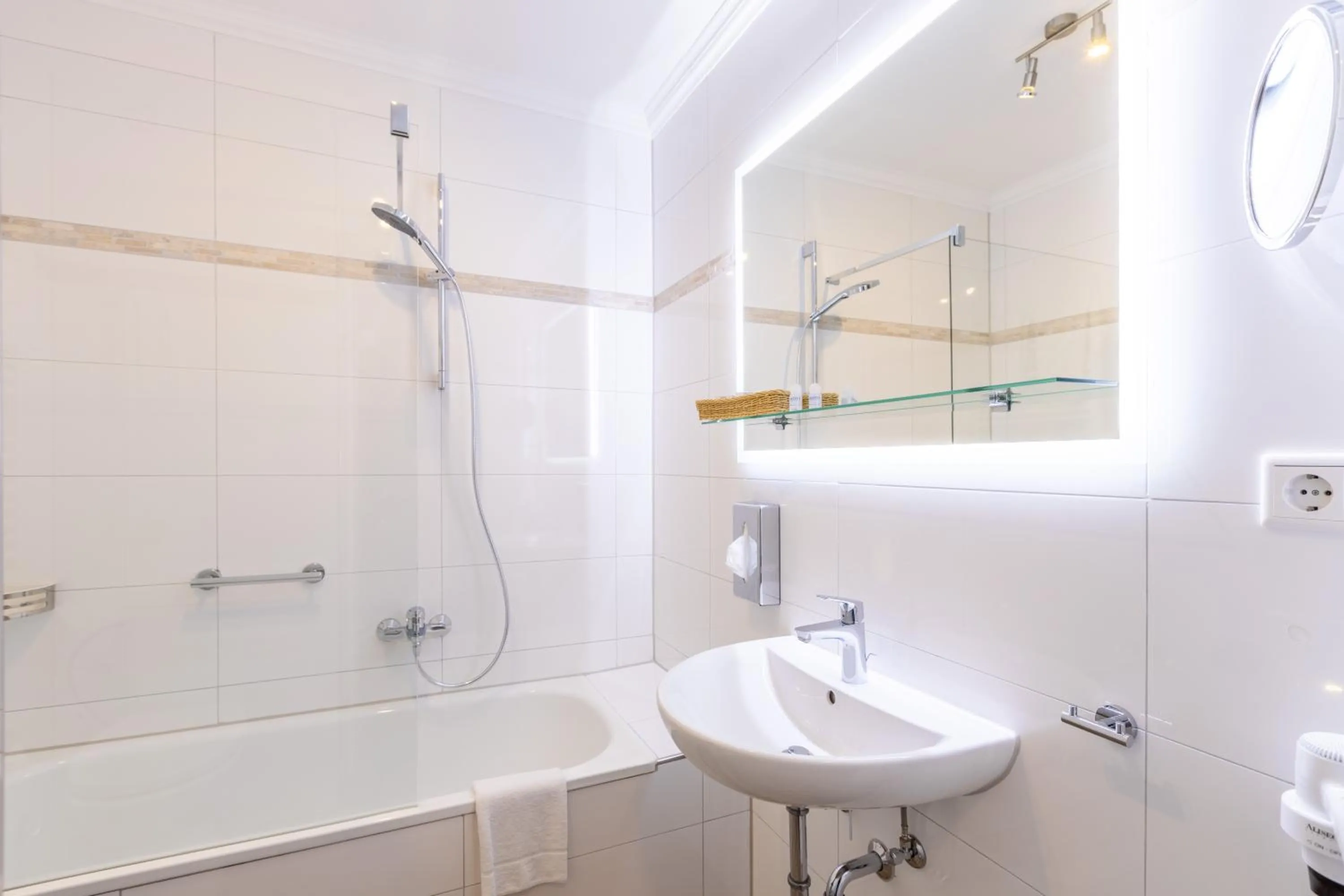 Bathroom in Akzent Hotel Hoyerswege