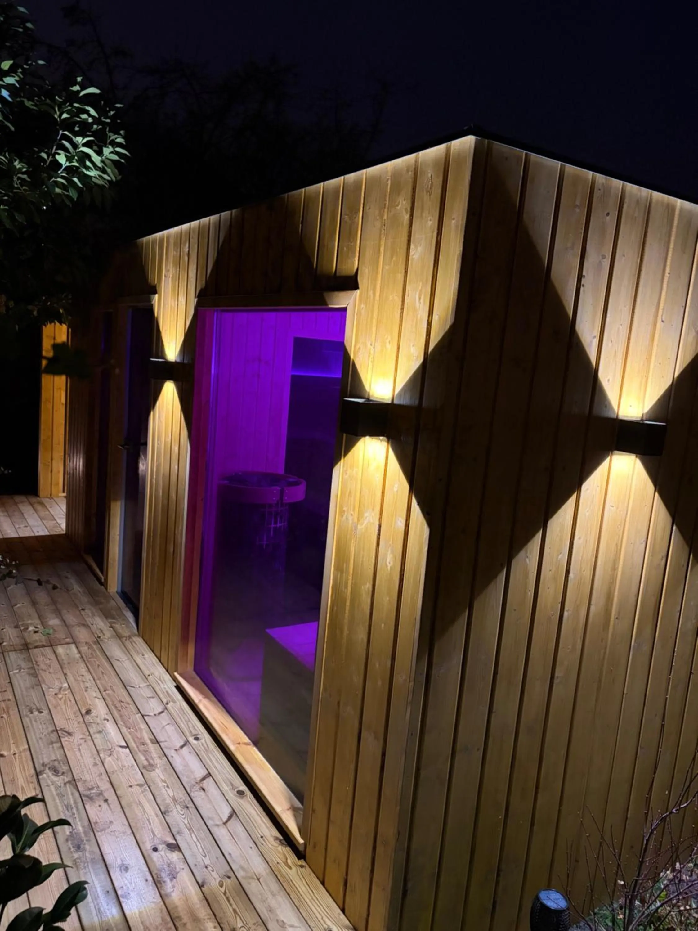 Garden in Willa 4 Pory Roku & Uznam