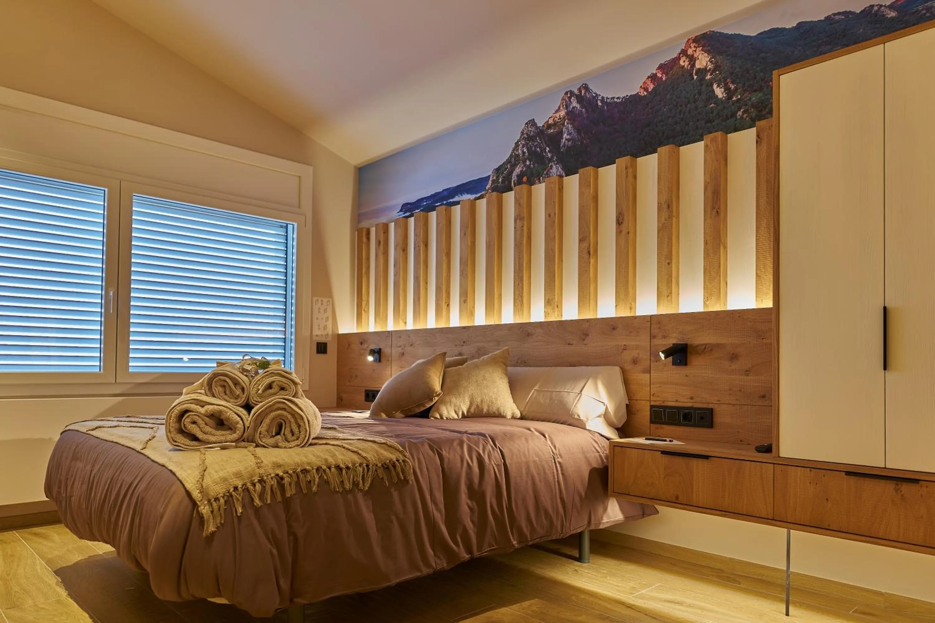 Bed in HOTEL LA CABANA BERGA