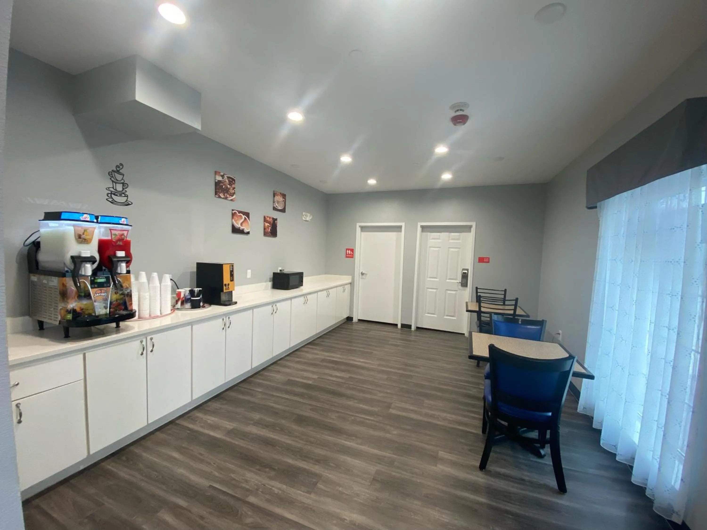 Breakfast in PALACEINN-ARCOLA