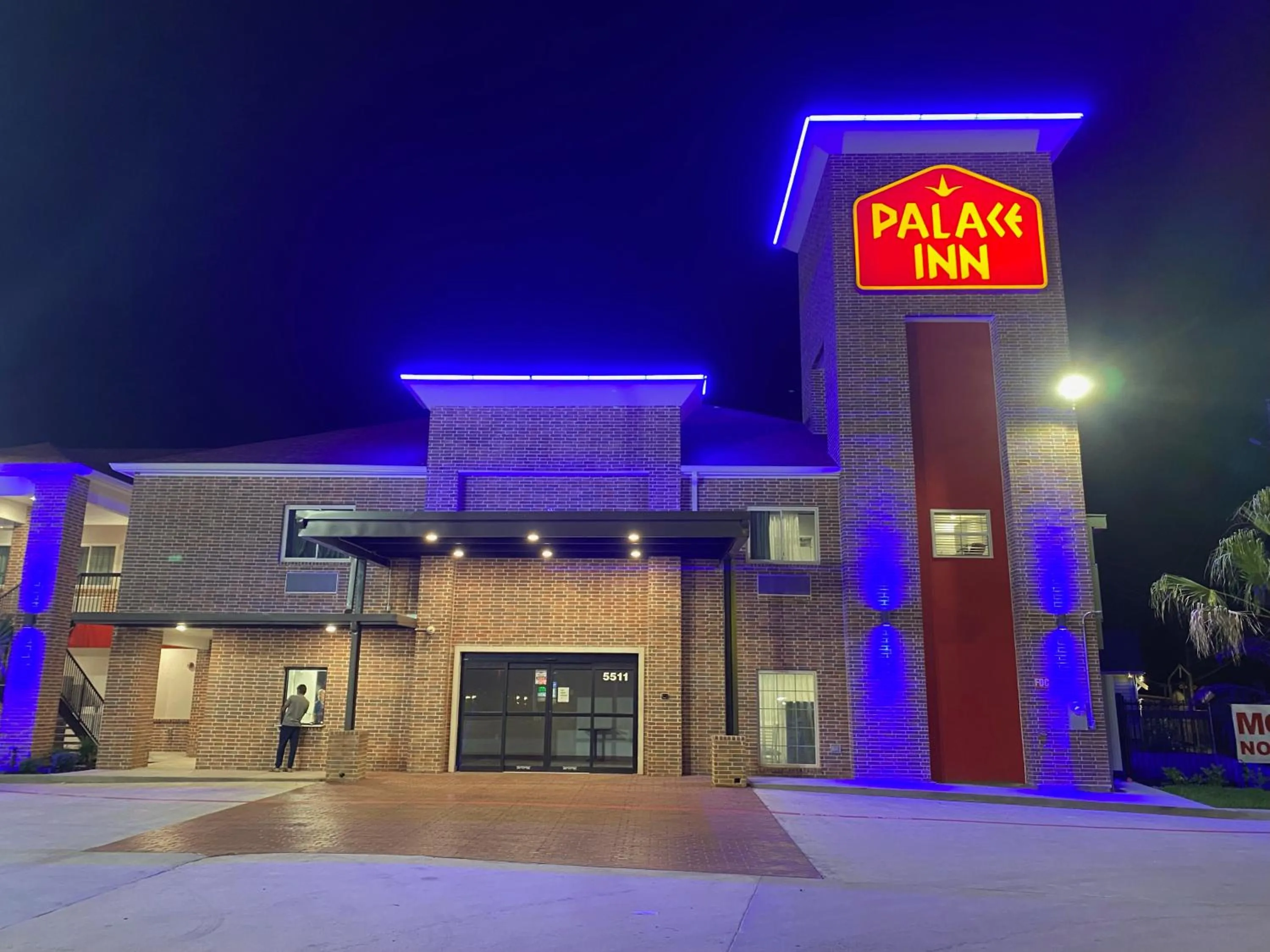 Property building in PALACEINN-ARCOLA