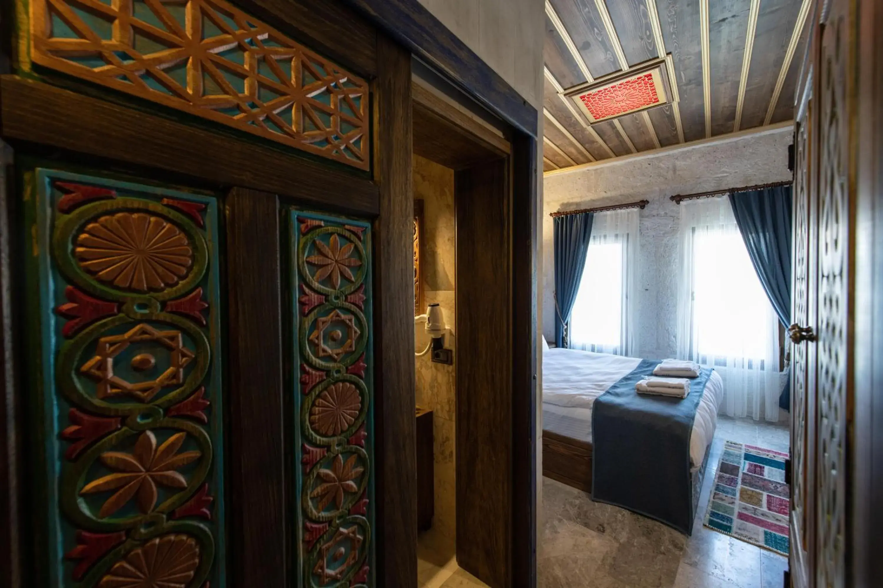 Deluxe Double Room in Foremanson Cave Hotel Deluxe Double Room in Foremanson Cave Hotel