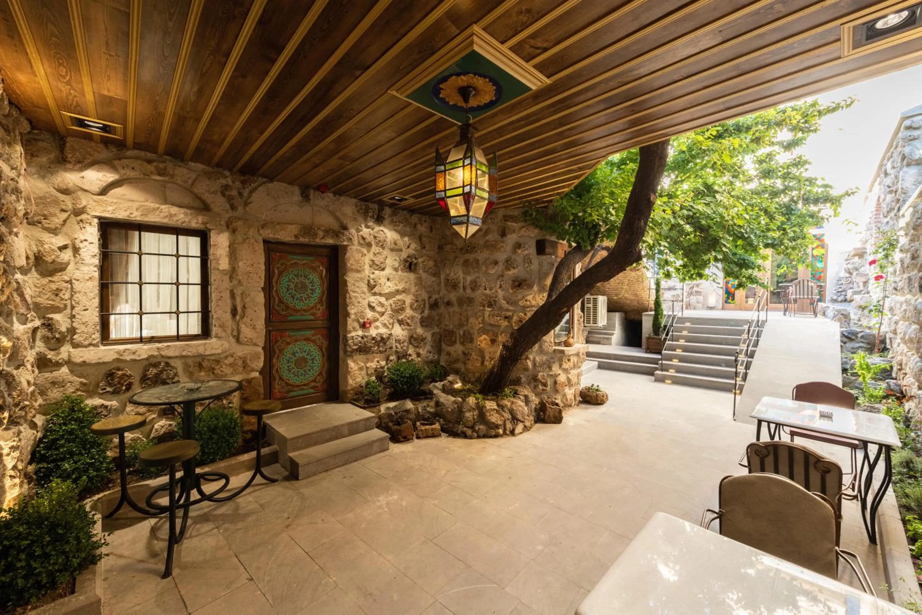 Garden in Foremanson Cave Hotel