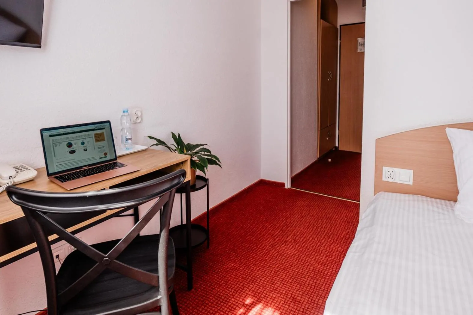 Bed in Hotel Wodnik