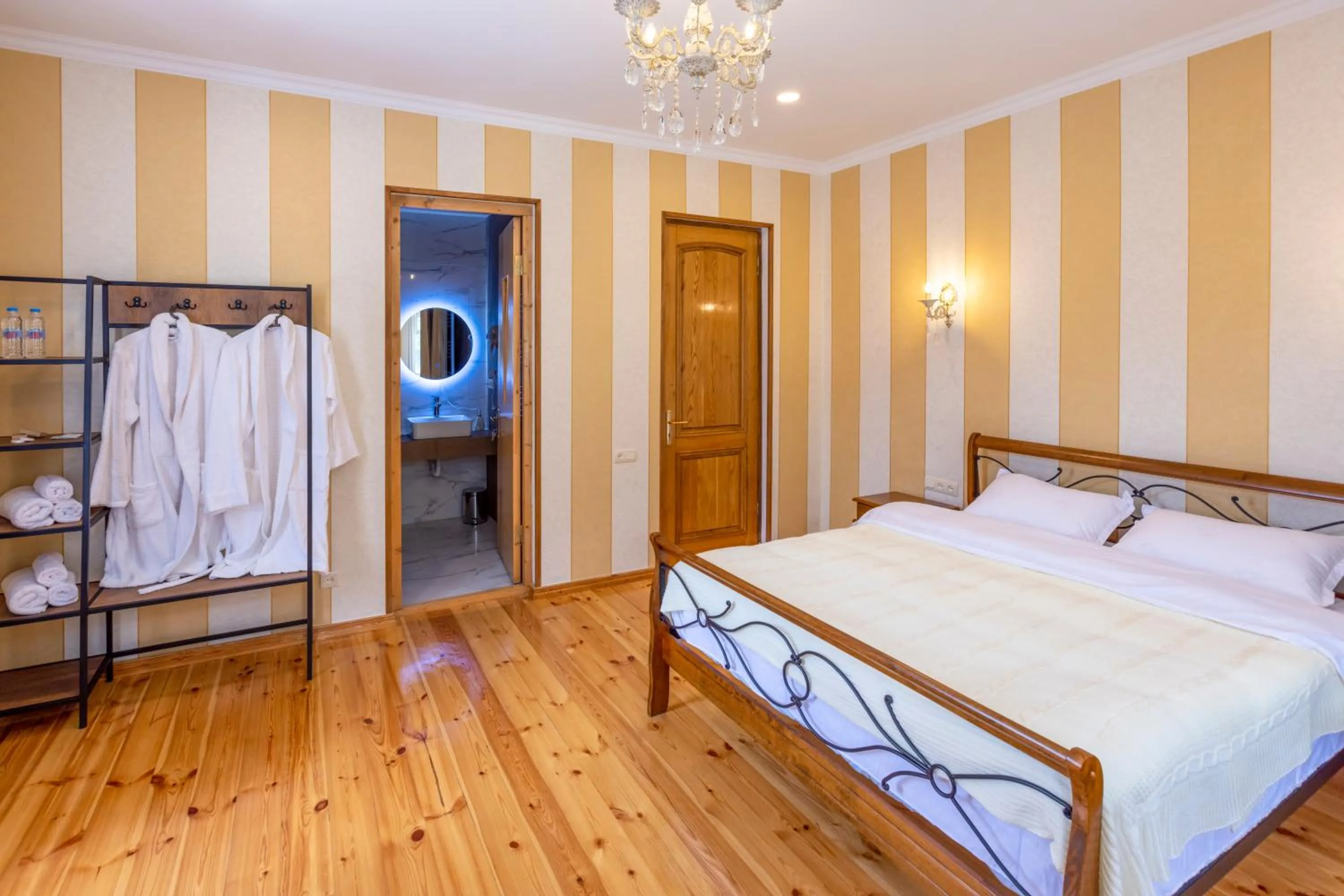 Bed in GRAF Kazbegi