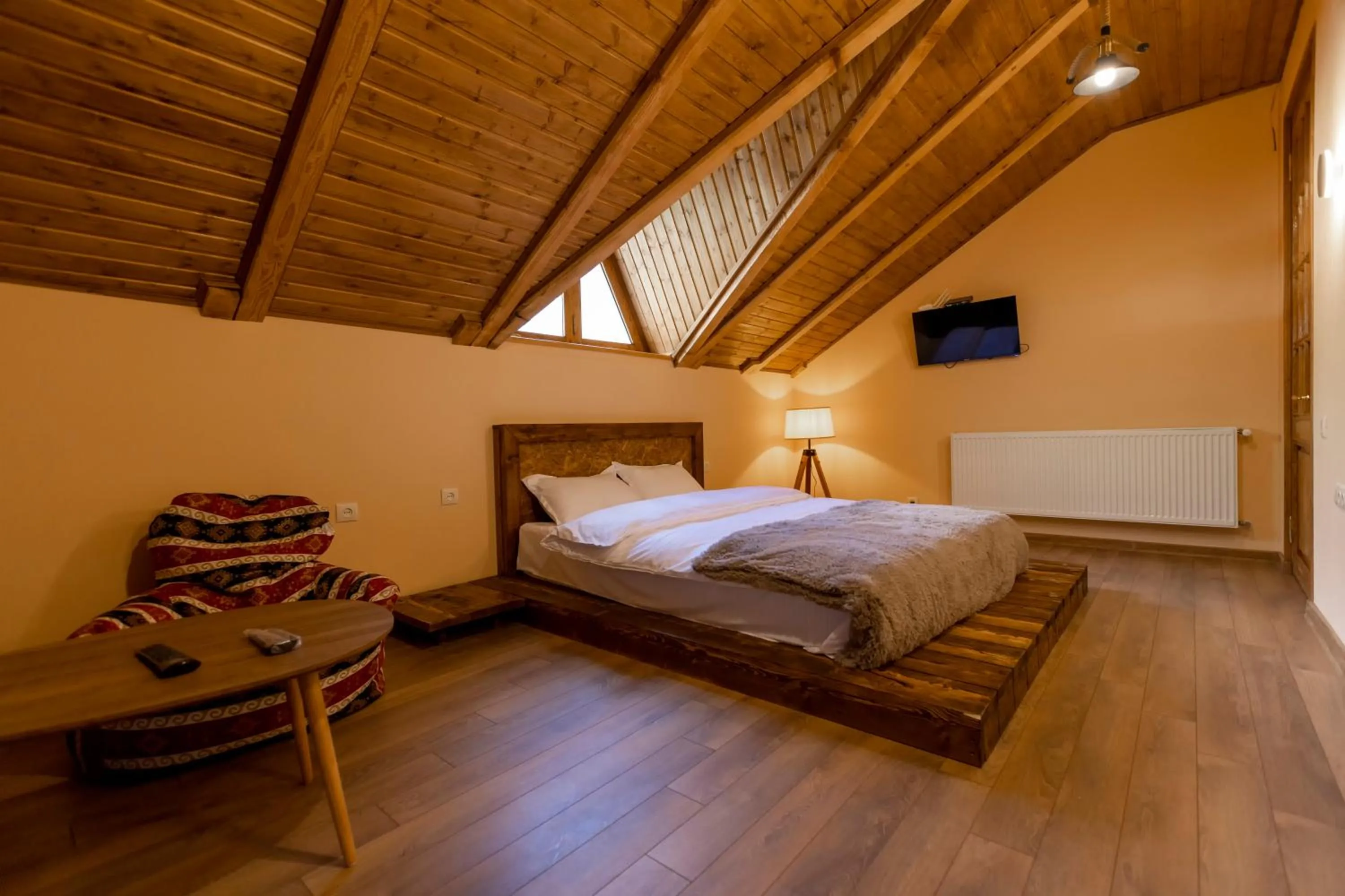 Bed in GRAF Kazbegi