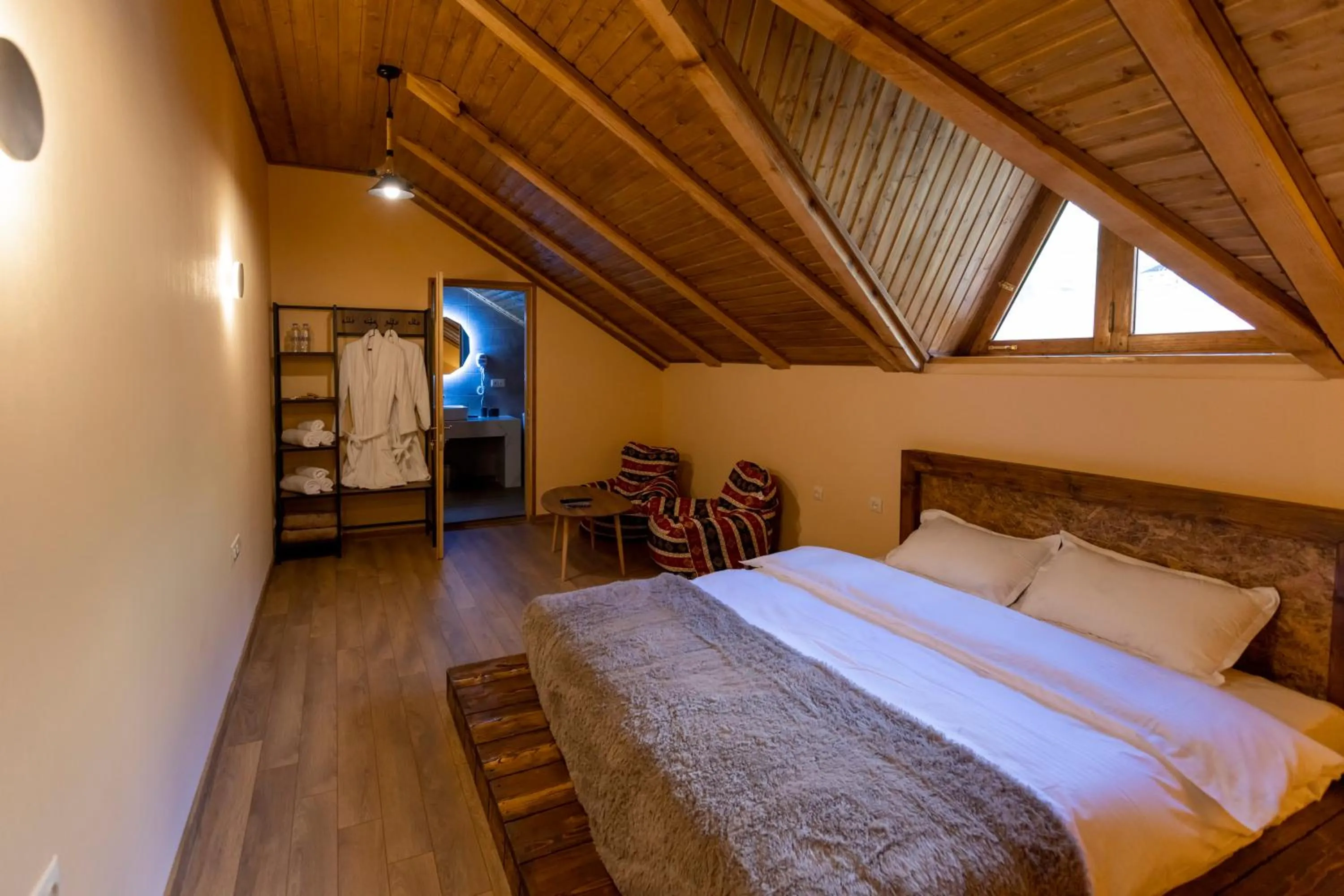 Bed in GRAF Kazbegi